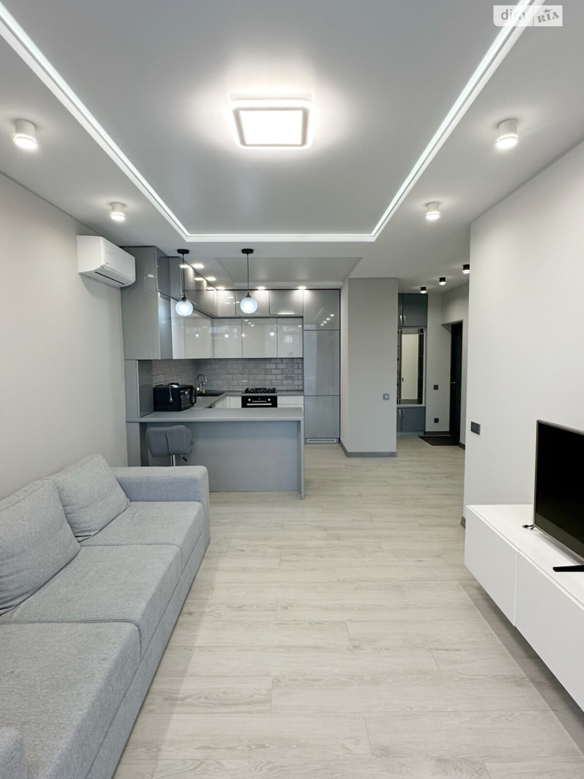 однокімнатна квартира в Львові, район Підзамче, на вул. Замарстинівська 55Б в довготривалу оренду помісячно фото 1