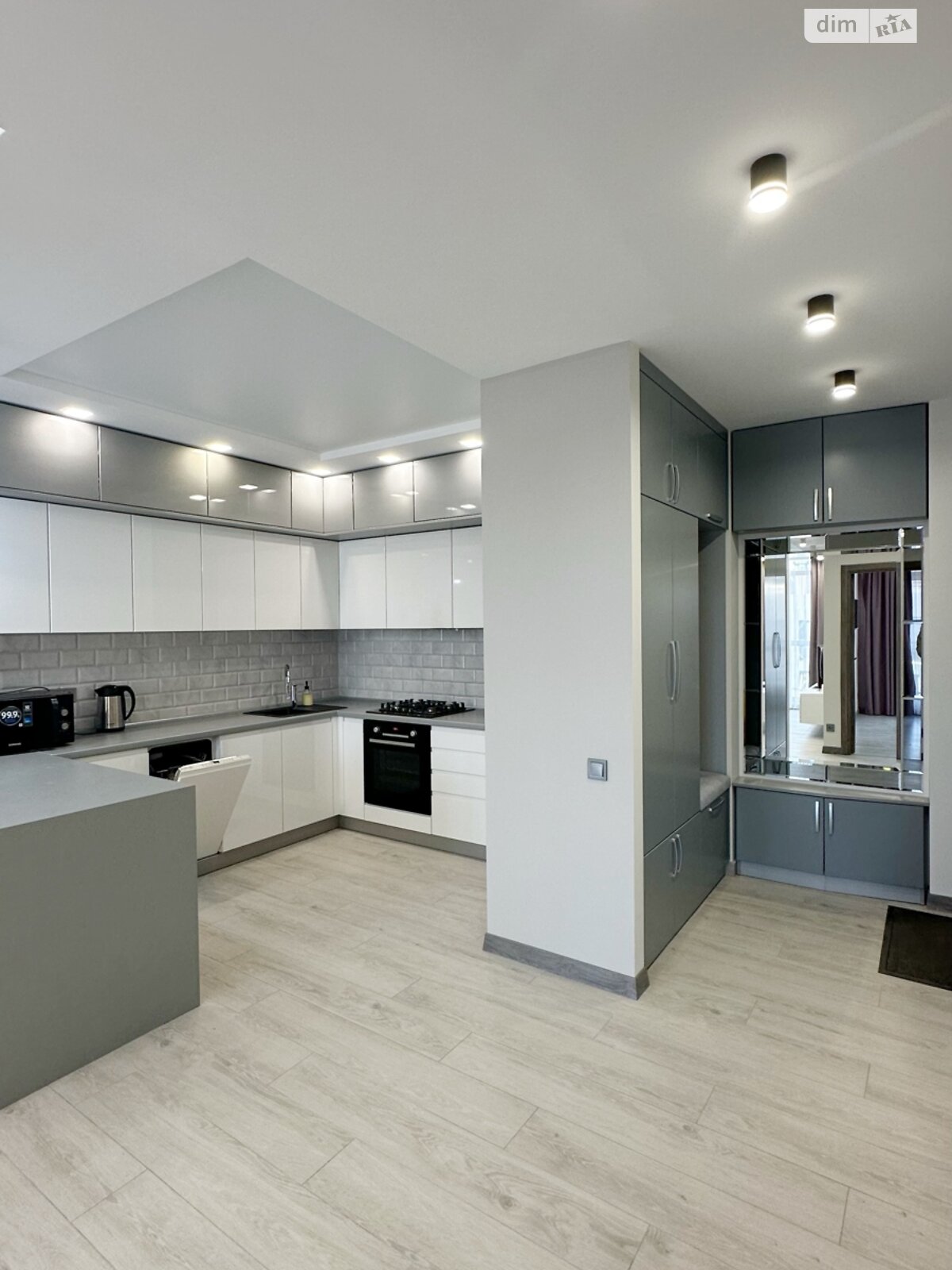 однокімнатна квартира в Львові, район Підзамче, на вул. Замарстинівська 55Б в довготривалу оренду помісячно фото 1