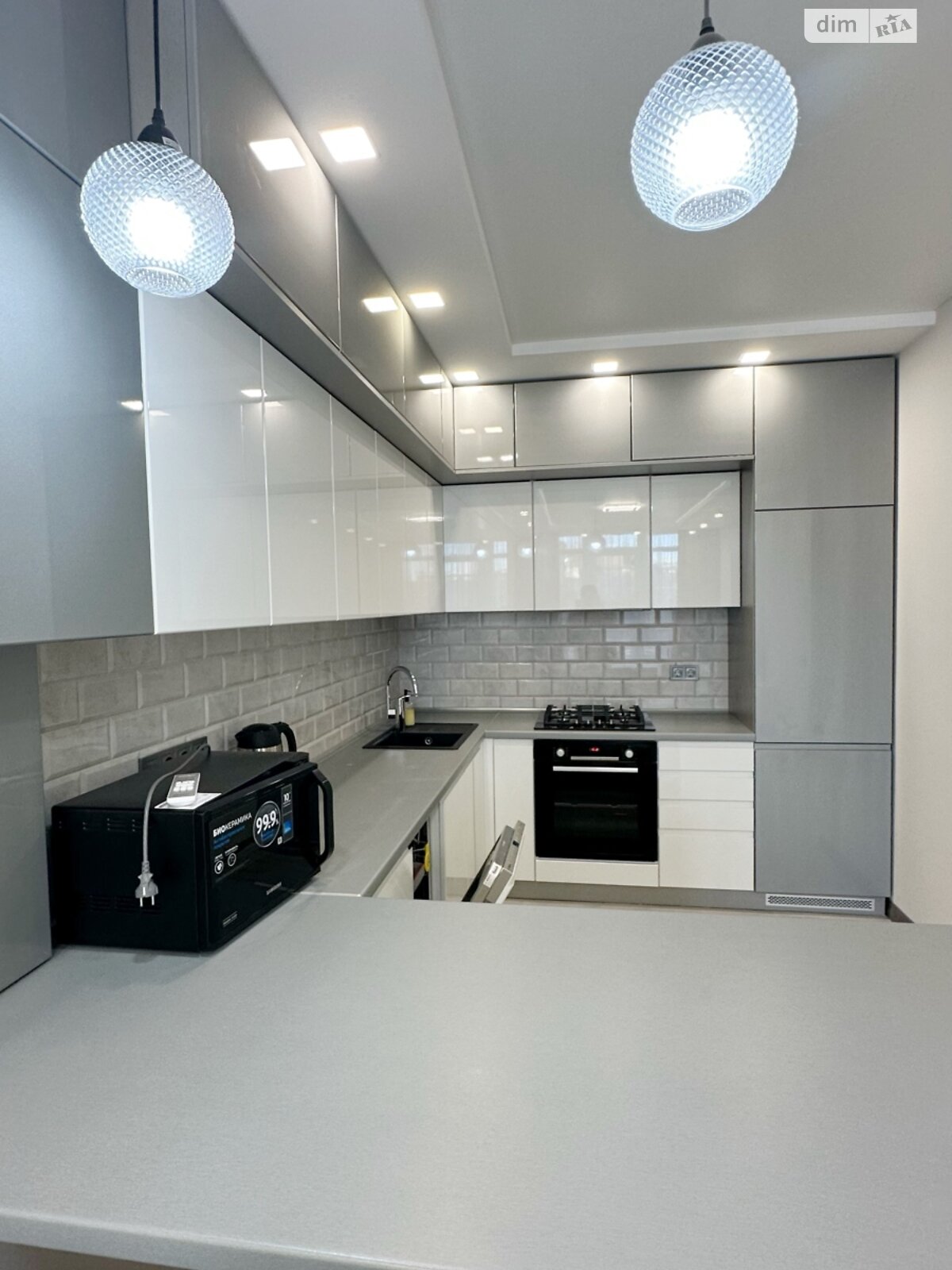 однокімнатна квартира в Львові, район Підзамче, на вул. Замарстинівська 55Б в довготривалу оренду помісячно фото 1