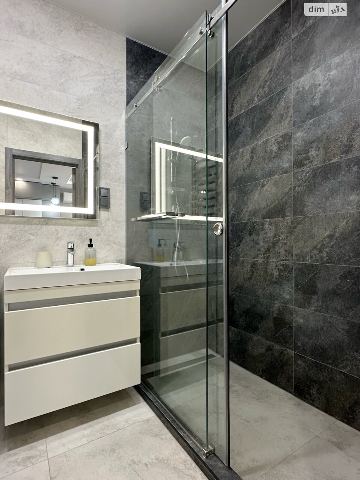 однокімнатна квартира в Львові, район Підзамче, на вул. Замарстинівська 55Б в довготривалу оренду помісячно фото 1