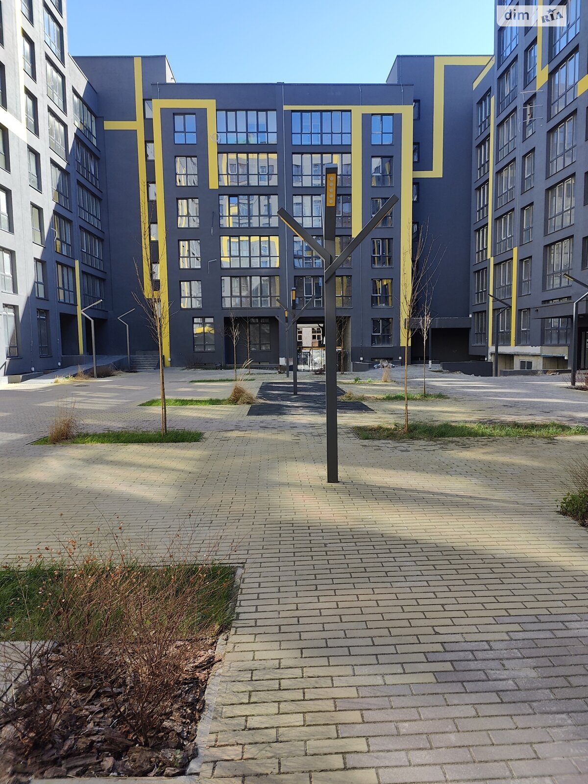 однокімнатна квартира в Львові, район Привокзальна, на вул. Залізнична в довготривалу оренду помісячно фото 1 однокімнатна квартира в Львові, район Привокзальна, на вул. Залізнична в довготривалу оренду помісячно фото 1
