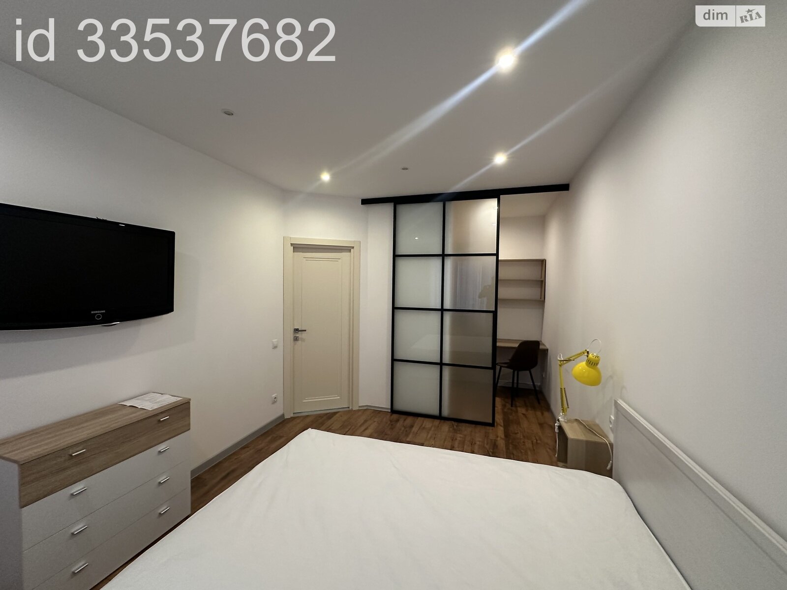 однокомнатная квартира в Львове, район Привокзальная, на ул. Железнодорожная 7С в аренду на долгий срок помесячно фото 1 однокомнатная квартира в Львове, район Привокзальная, на ул. Железнодорожная 7С в аренду на долгий срок помесячно фото 1