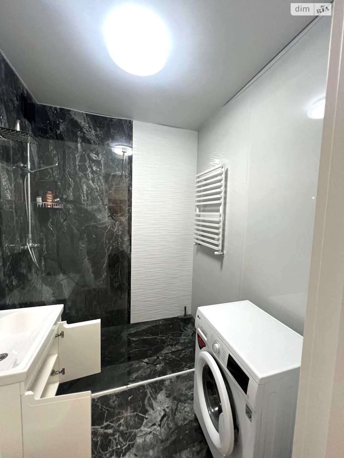 однокімнатна квартира в Львові, район Привокзальна, на вул. Залізнична в довготривалу оренду помісячно фото 1 однокімнатна квартира в Львові, район Привокзальна, на вул. Залізнична в довготривалу оренду помісячно фото 1