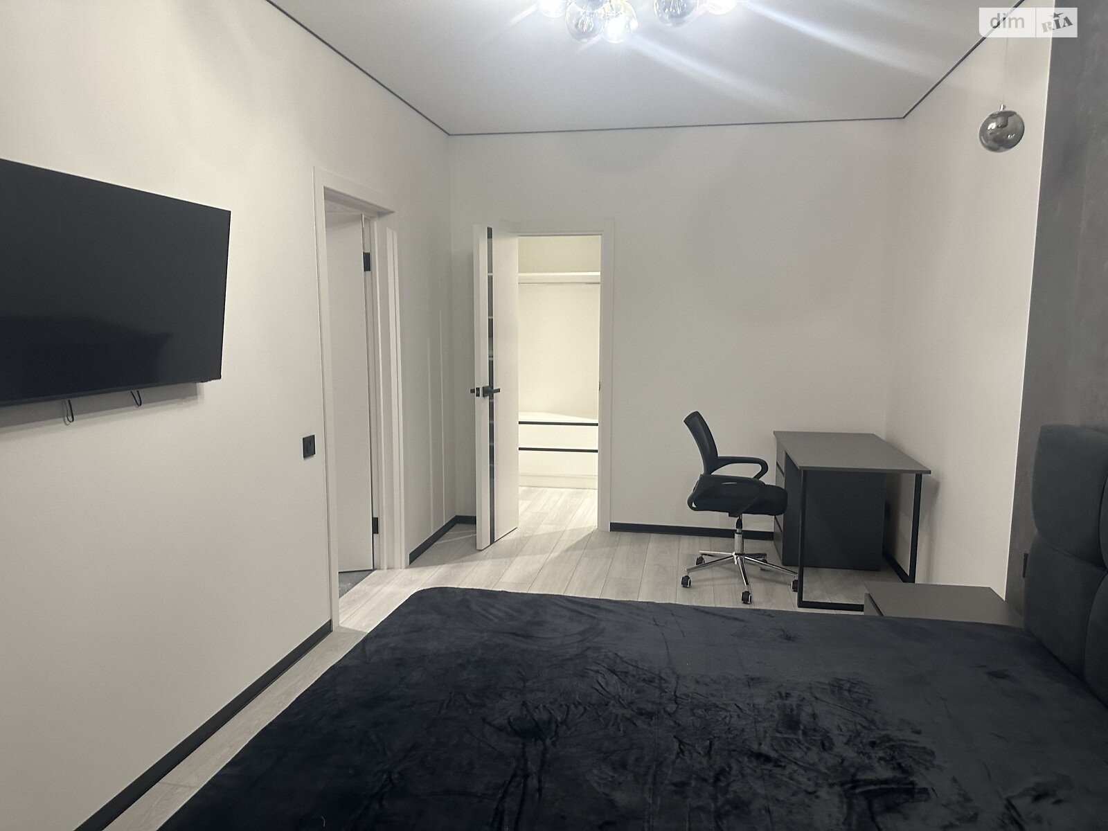 однокомнатная квартира в Львове, район Привокзальная, на ул. Железнодорожная 9А в аренду на долгий срок помесячно фото 1 однокомнатная квартира в Львове, район Привокзальная, на ул. Железнодорожная 9А в аренду на долгий срок помесячно фото 1