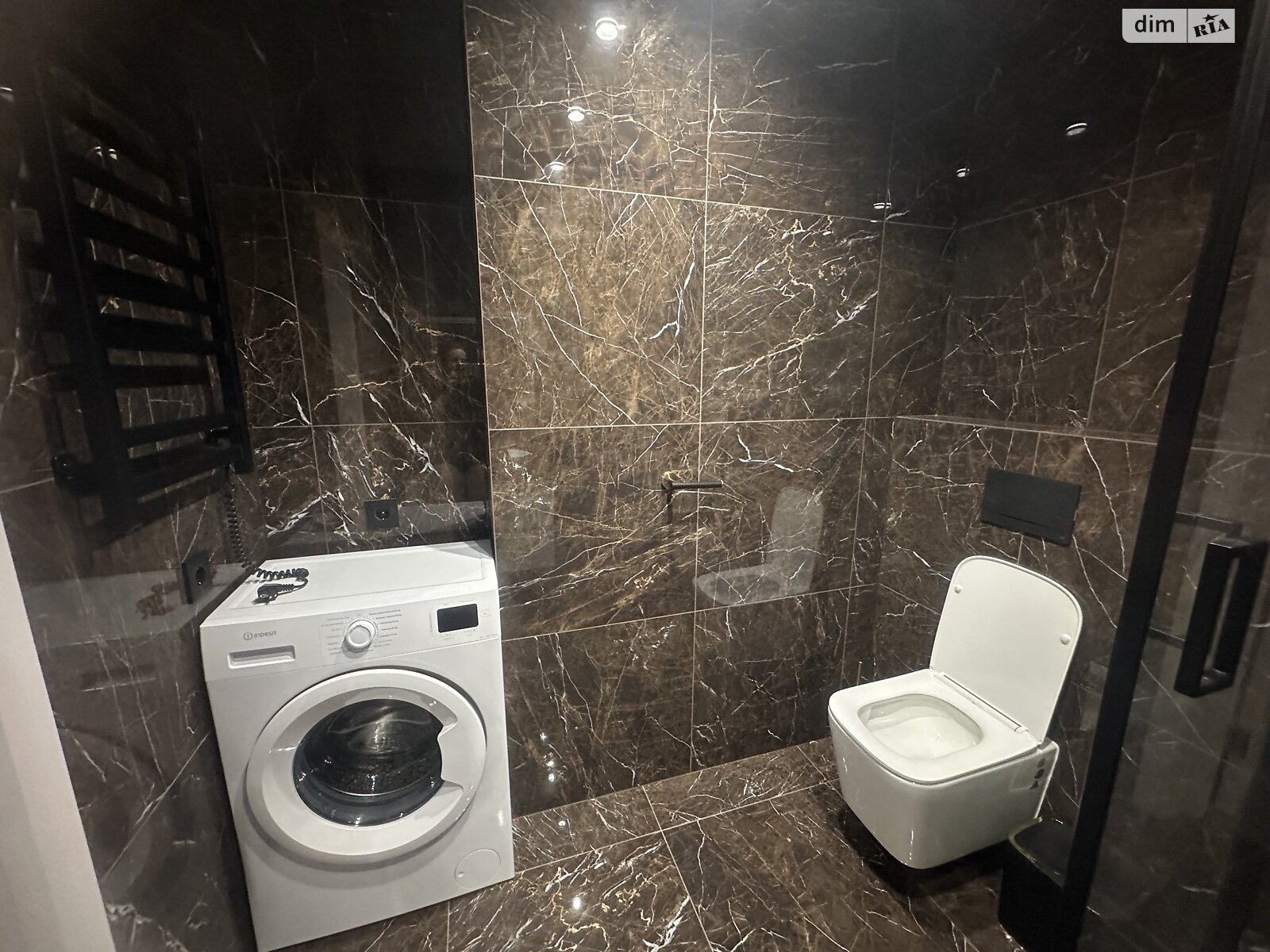 однокомнатная квартира в Львове, район Привокзальная, на ул. Железнодорожная 9А в аренду на долгий срок помесячно фото 1 однокомнатная квартира в Львове, район Привокзальная, на ул. Железнодорожная 9А в аренду на долгий срок помесячно фото 1