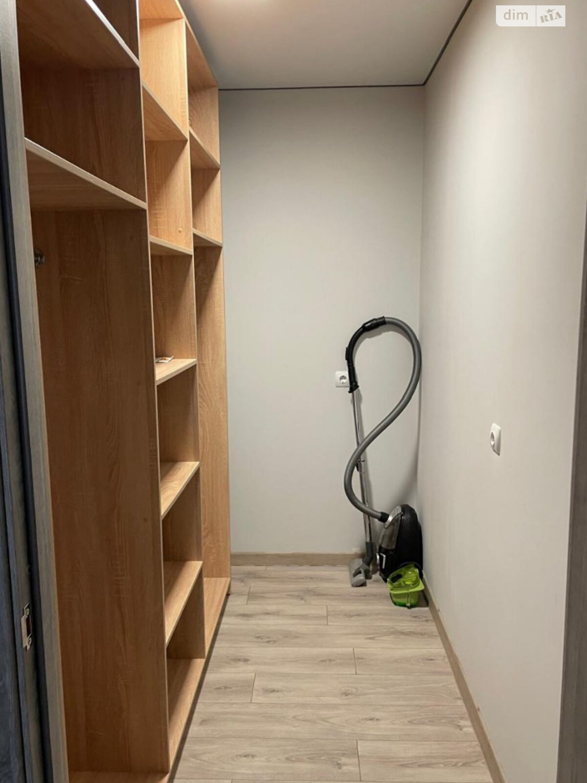 однокомнатная квартира в Львове, район Привокзальная, на ул. Михновских Братьев в аренду на долгий срок помесячно фото 1 однокомнатная квартира в Львове, район Привокзальная, на ул. Михновских Братьев в аренду на долгий срок помесячно фото 1