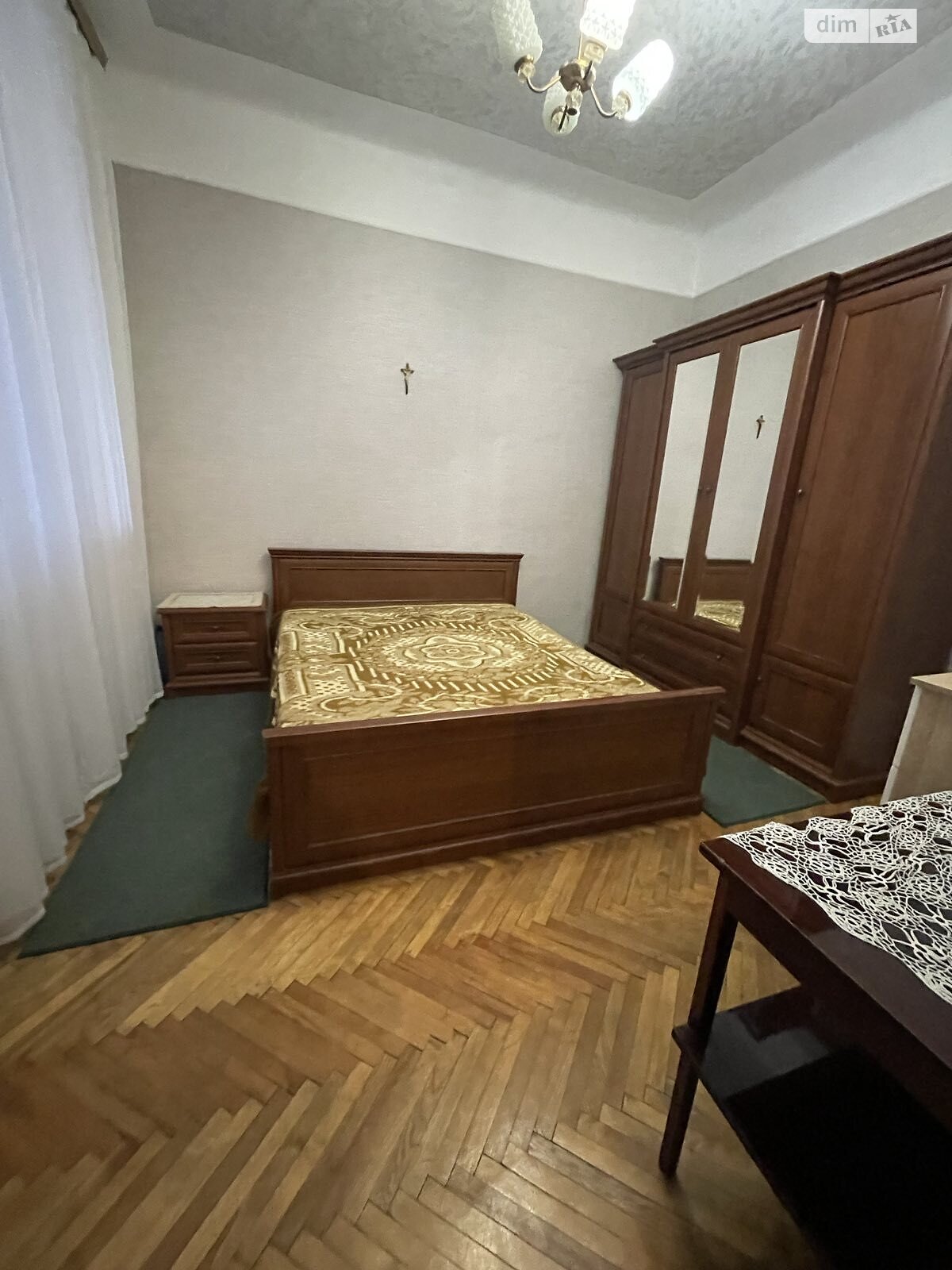 двухкомнатная квартира в Львове, район Привокзальная, на ул. Шевченко Тараса в аренду на долгий срок помесячно фото 1 двухкомнатная квартира в Львове, район Привокзальная, на ул. Шевченко Тараса в аренду на долгий срок помесячно фото 1