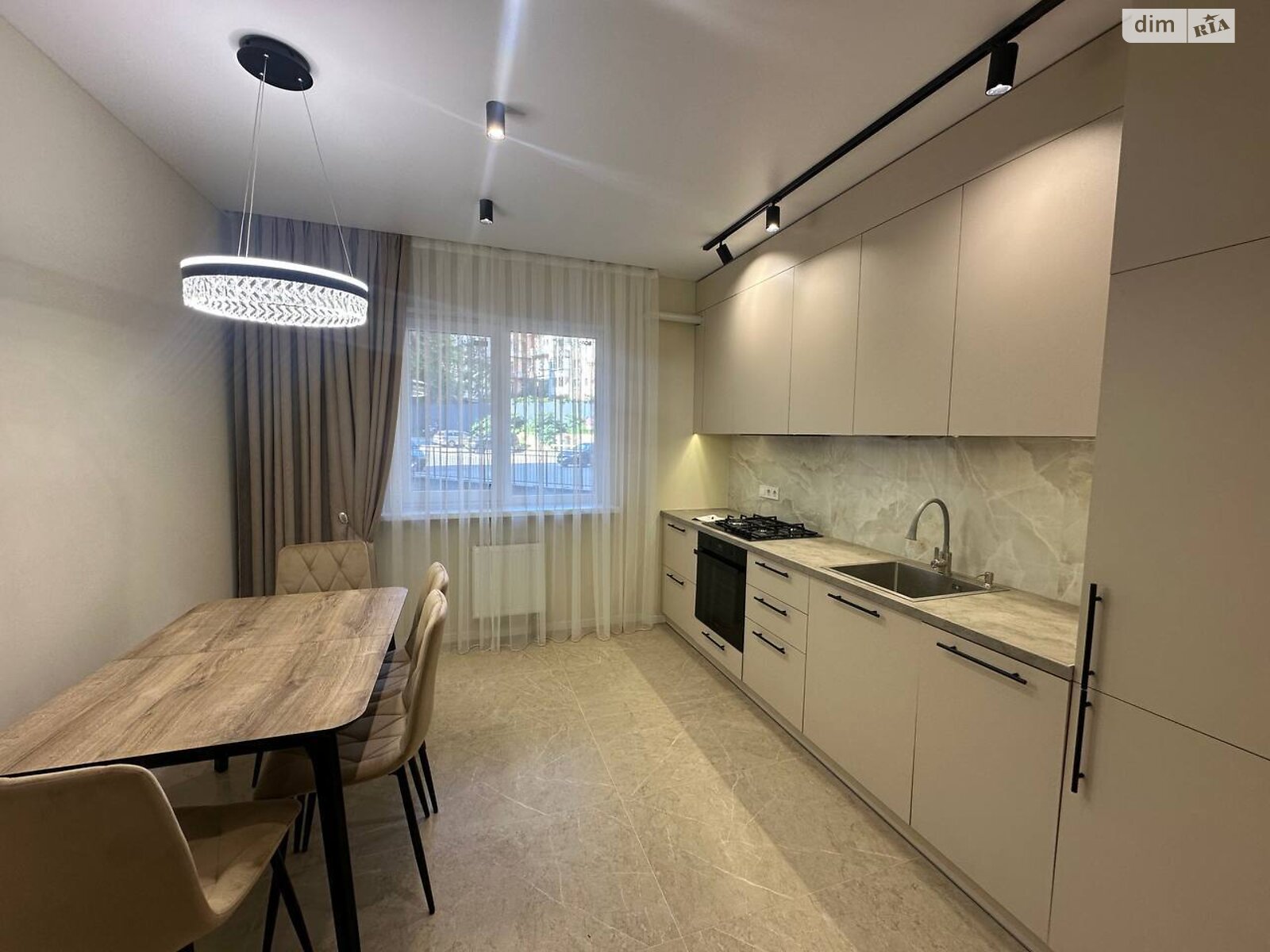 двокімнатна квартира в Львові, район Привокзальна, на вул. Шевченка Тараса в довготривалу оренду помісячно фото 1 двокімнатна квартира в Львові, район Привокзальна, на вул. Шевченка Тараса в довготривалу оренду помісячно фото 1