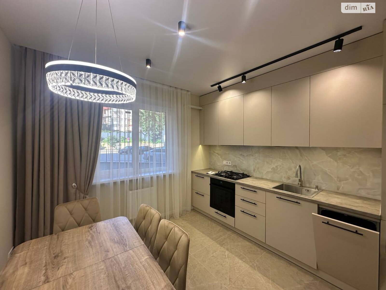 двокімнатна квартира в Львові, район Привокзальна, на вул. Шевченка Тараса в довготривалу оренду помісячно фото 1 двокімнатна квартира в Львові, район Привокзальна, на вул. Шевченка Тараса в довготривалу оренду помісячно фото 1