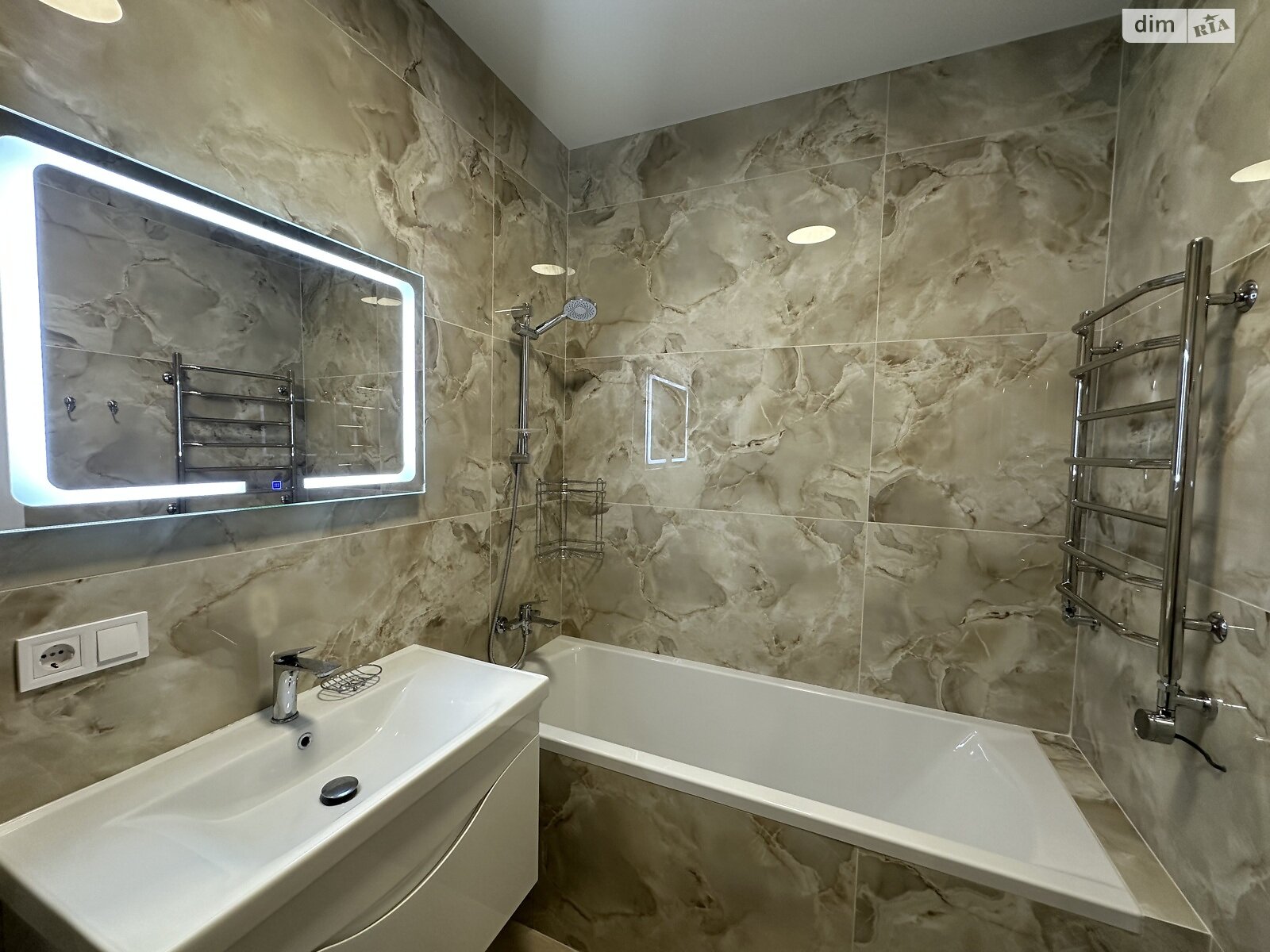 двокімнатна квартира в Львові, район Привокзальна, на вул. Шевченка Тараса в довготривалу оренду помісячно фото 1 двокімнатна квартира в Львові, район Привокзальна, на вул. Шевченка Тараса в довготривалу оренду помісячно фото 1