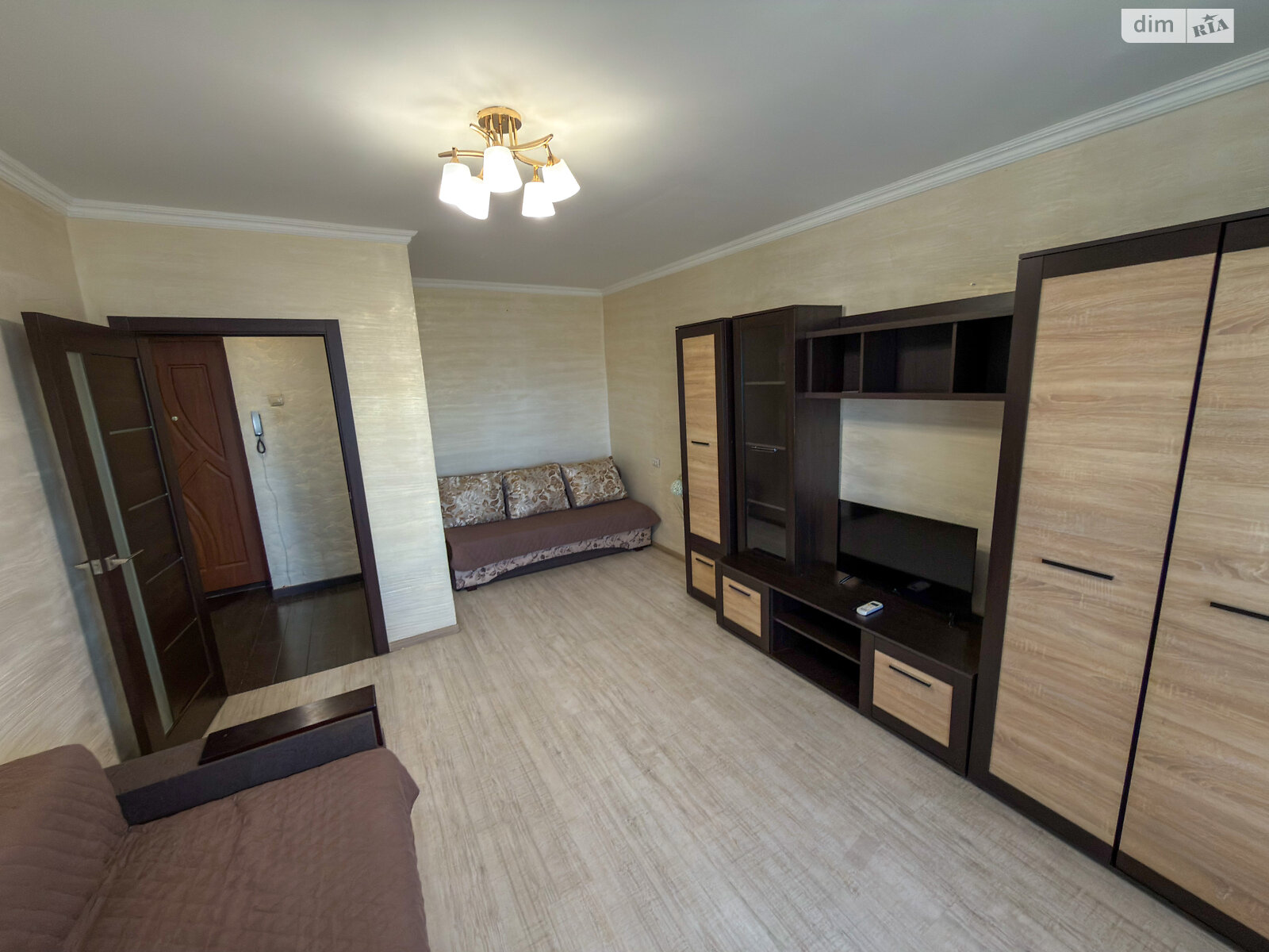 однокімнатна квартира з ремонтом в Львові, район Рясне 2, на вул. Величковського в довготривалу оренду помісячно фото 1