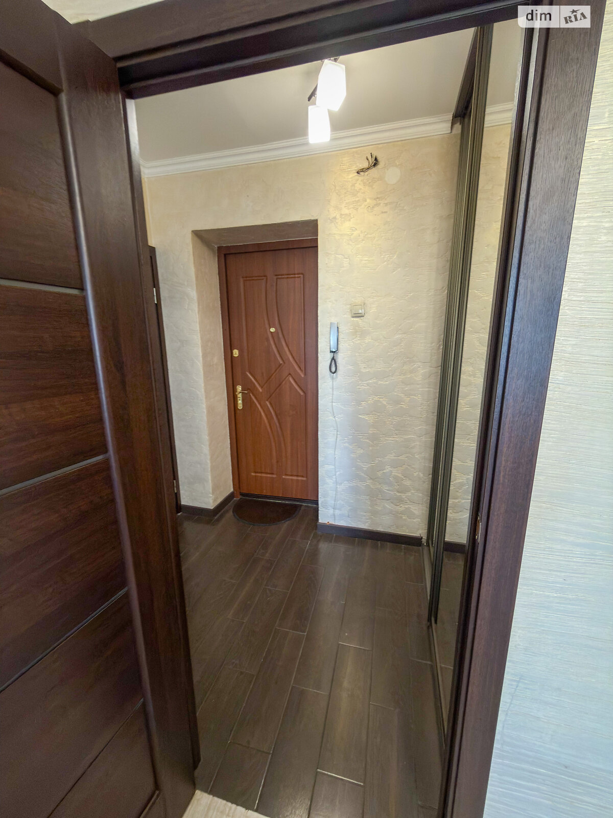 однокімнатна квартира з ремонтом в Львові, район Рясне 2, на вул. Величковського в довготривалу оренду помісячно фото 1