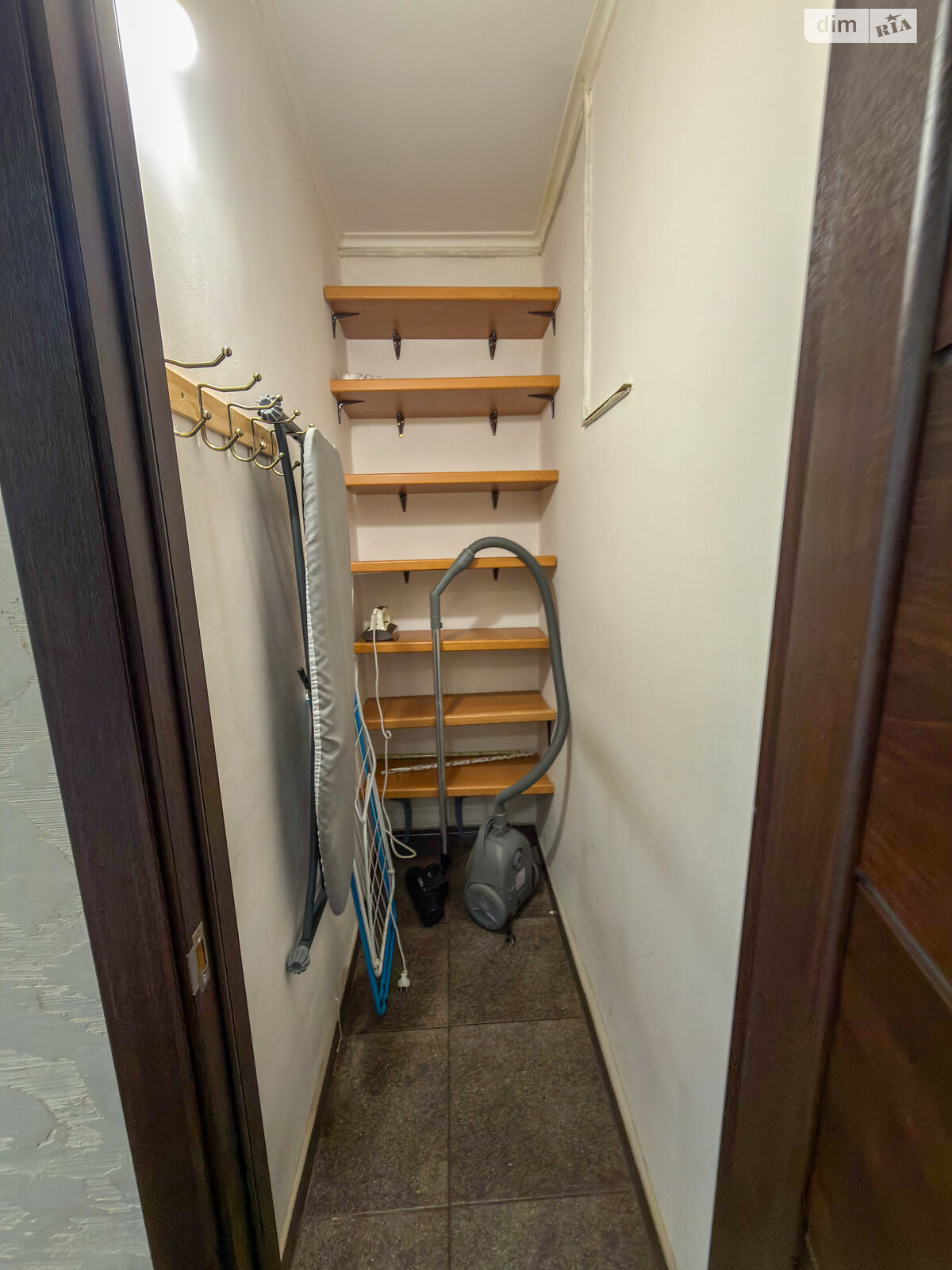 однокімнатна квартира з ремонтом в Львові, район Рясне 2, на вул. Величковського в довготривалу оренду помісячно фото 1