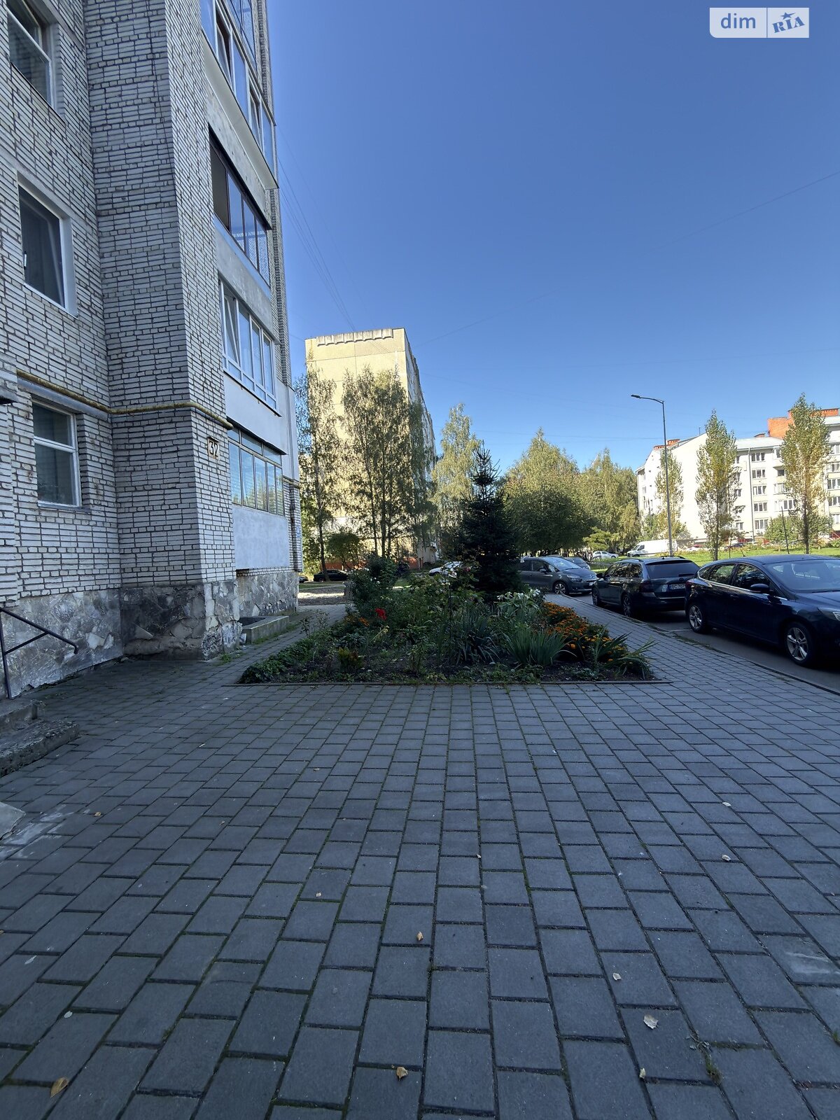 однокімнатна квартира з ремонтом в Львові, район Рясне 2, на вул. Величковського в довготривалу оренду помісячно фото 1