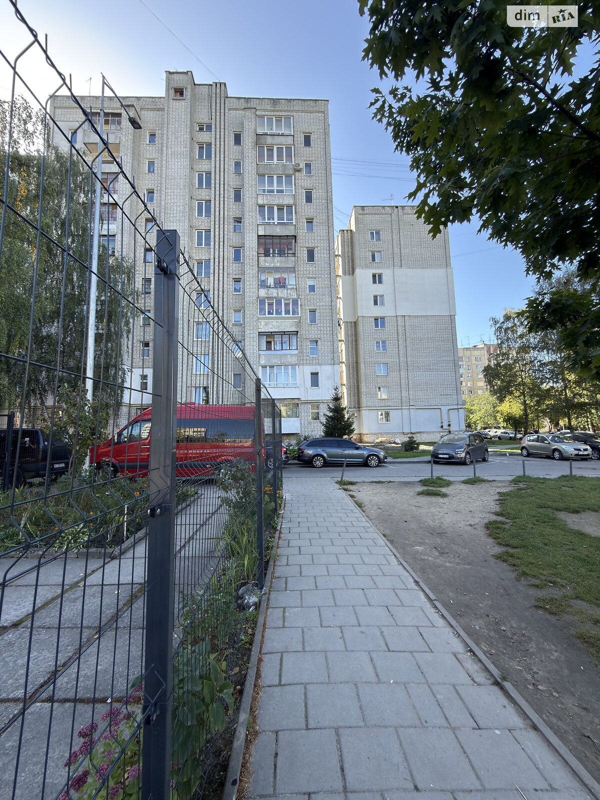 однокімнатна квартира з ремонтом в Львові, район Рясне 2, на вул. Величковського в довготривалу оренду помісячно фото 1