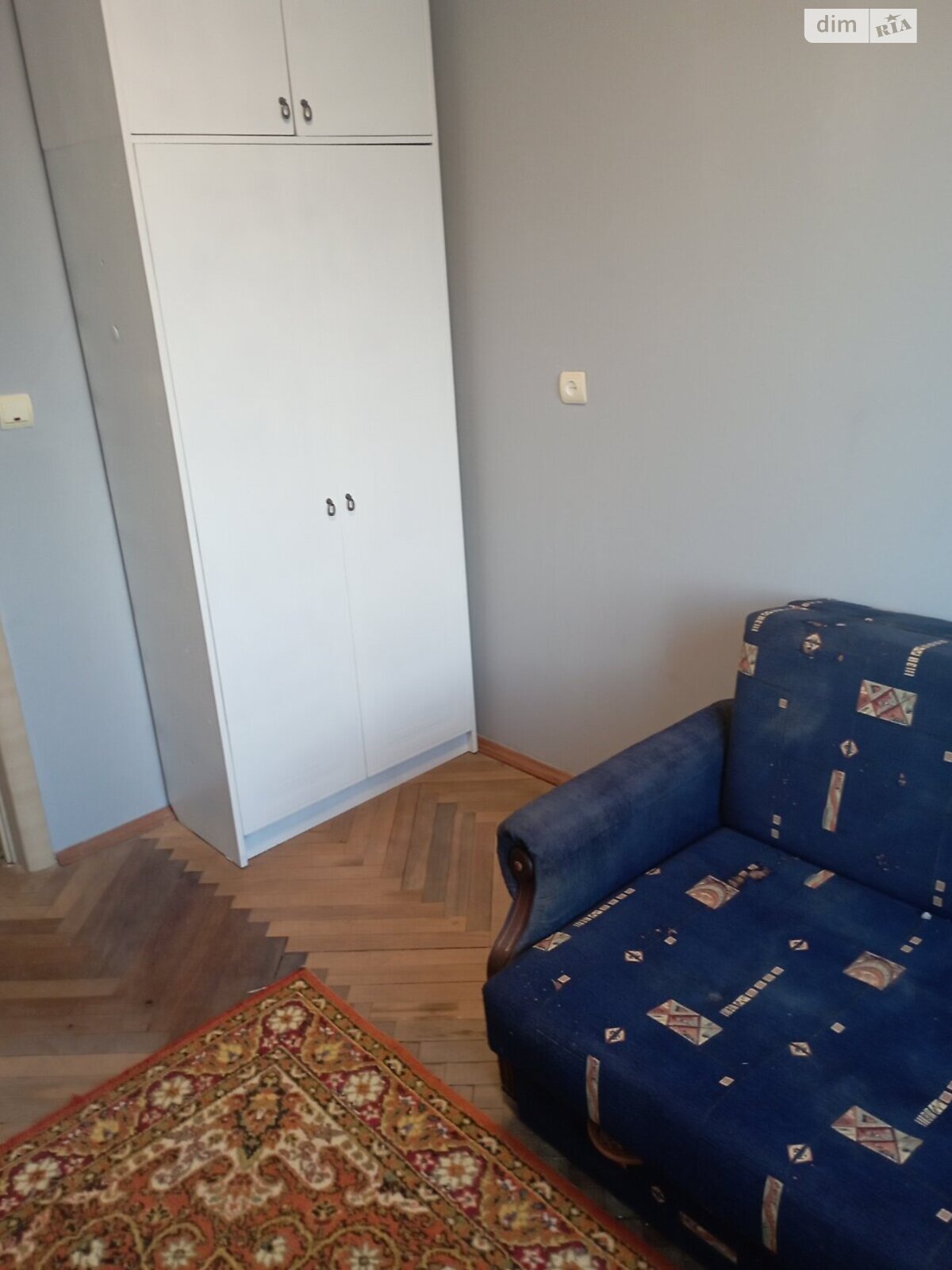 чотирикімнатна квартира в Львові, район Санта Барбара, на вул. Коломийська в довготривалу оренду помісячно фото 1 чотирикімнатна квартира в Львові, район Санта Барбара, на вул. Коломийська в довготривалу оренду помісячно фото 1