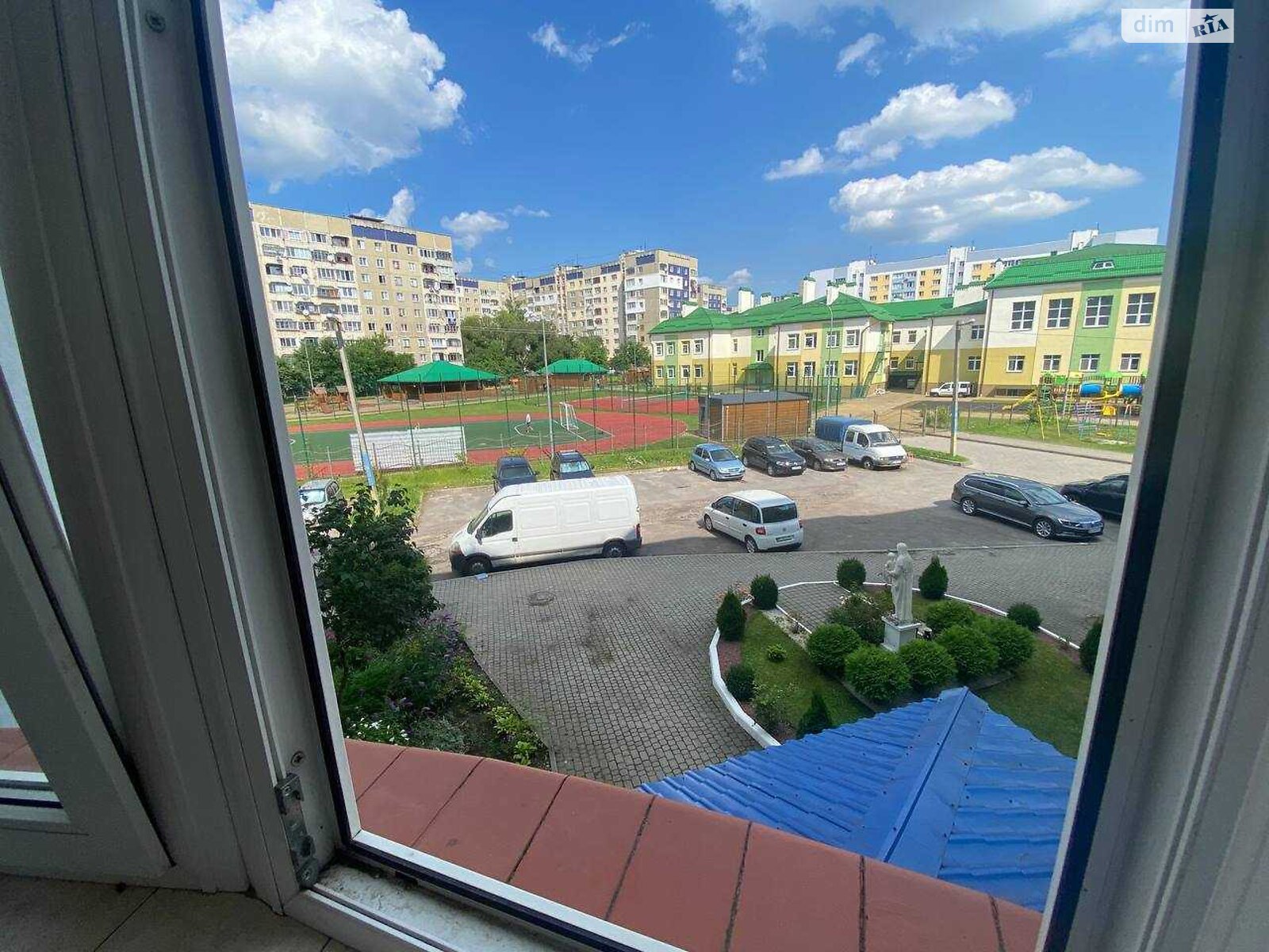 однокомнатная квартира в Львове, район Санта Барбара, на ул. Михаила Горыня в аренду на долгий срок помесячно фото 1 однокомнатная квартира в Львове, район Санта Барбара, на ул. Михаила Горыня в аренду на долгий срок помесячно фото 1