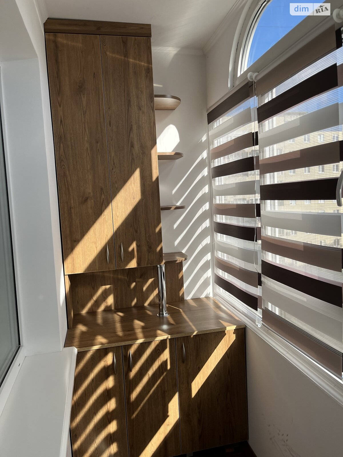 четырехкомнатная квартира в Львове, район Санта Барбара, на ул. Михаила Горыня 25 в аренду на долгий срок помесячно фото 1 четырехкомнатная квартира в Львове, район Санта Барбара, на ул. Михаила Горыня 25 в аренду на долгий срок помесячно фото 1