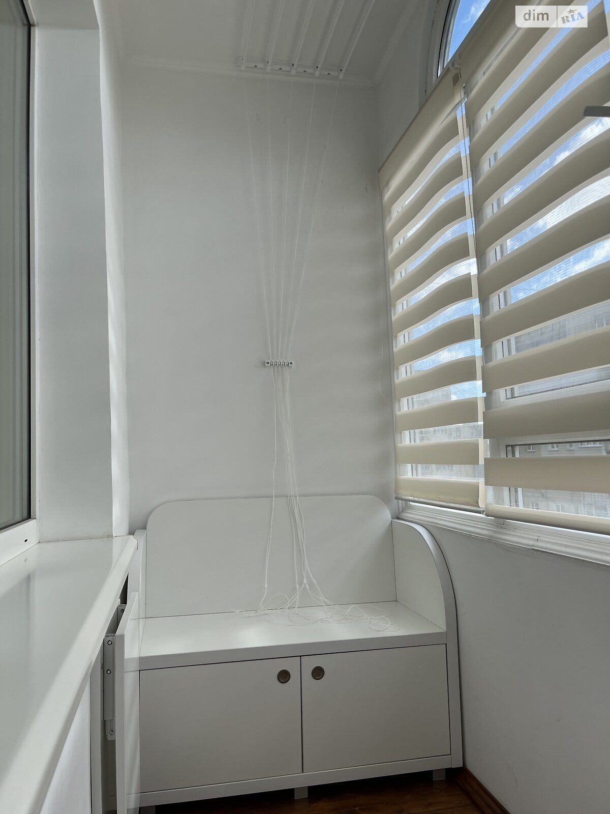 четырехкомнатная квартира в Львове, район Санта Барбара, на ул. Михаила Горыня 25 в аренду на долгий срок помесячно фото 1 четырехкомнатная квартира в Львове, район Санта Барбара, на ул. Михаила Горыня 25 в аренду на долгий срок помесячно фото 1