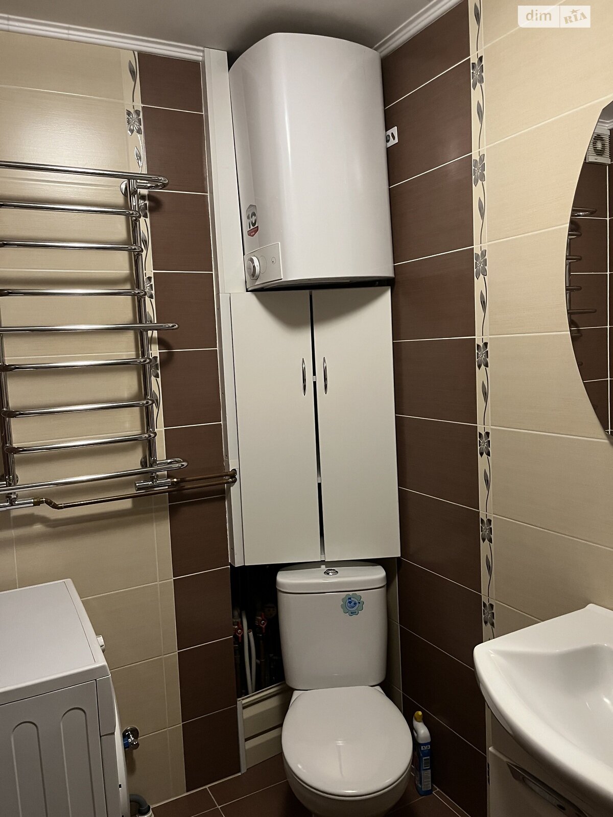 четырехкомнатная квартира в Львове, район Санта Барбара, на ул. Михаила Горыня 25 в аренду на долгий срок помесячно фото 1 четырехкомнатная квартира в Львове, район Санта Барбара, на ул. Михаила Горыня 25 в аренду на долгий срок помесячно фото 1