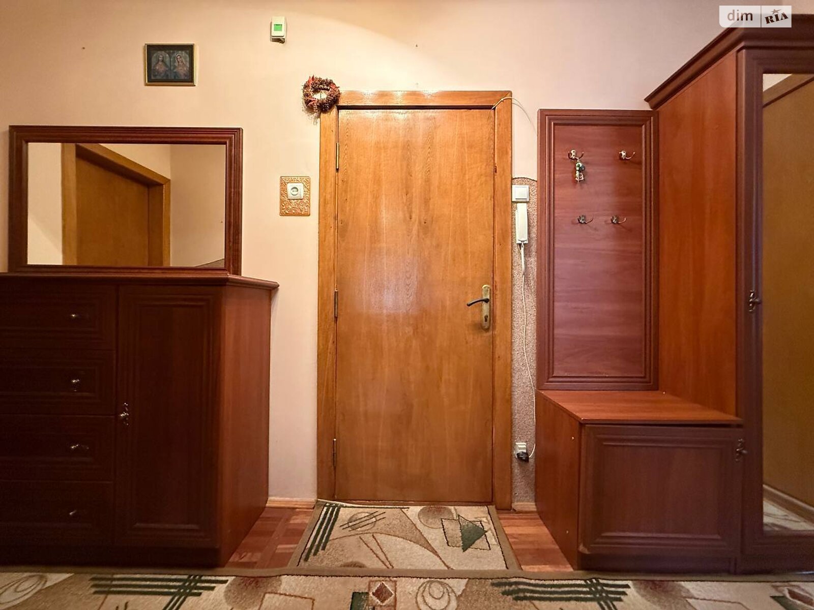 однокомнатная квартира в Львове, район Санта Барбара, на ул. Освицкая 17 в аренду на долгий срок помесячно фото 1 однокомнатная квартира в Львове, район Санта Барбара, на ул. Освицкая 17 в аренду на долгий срок помесячно фото 1