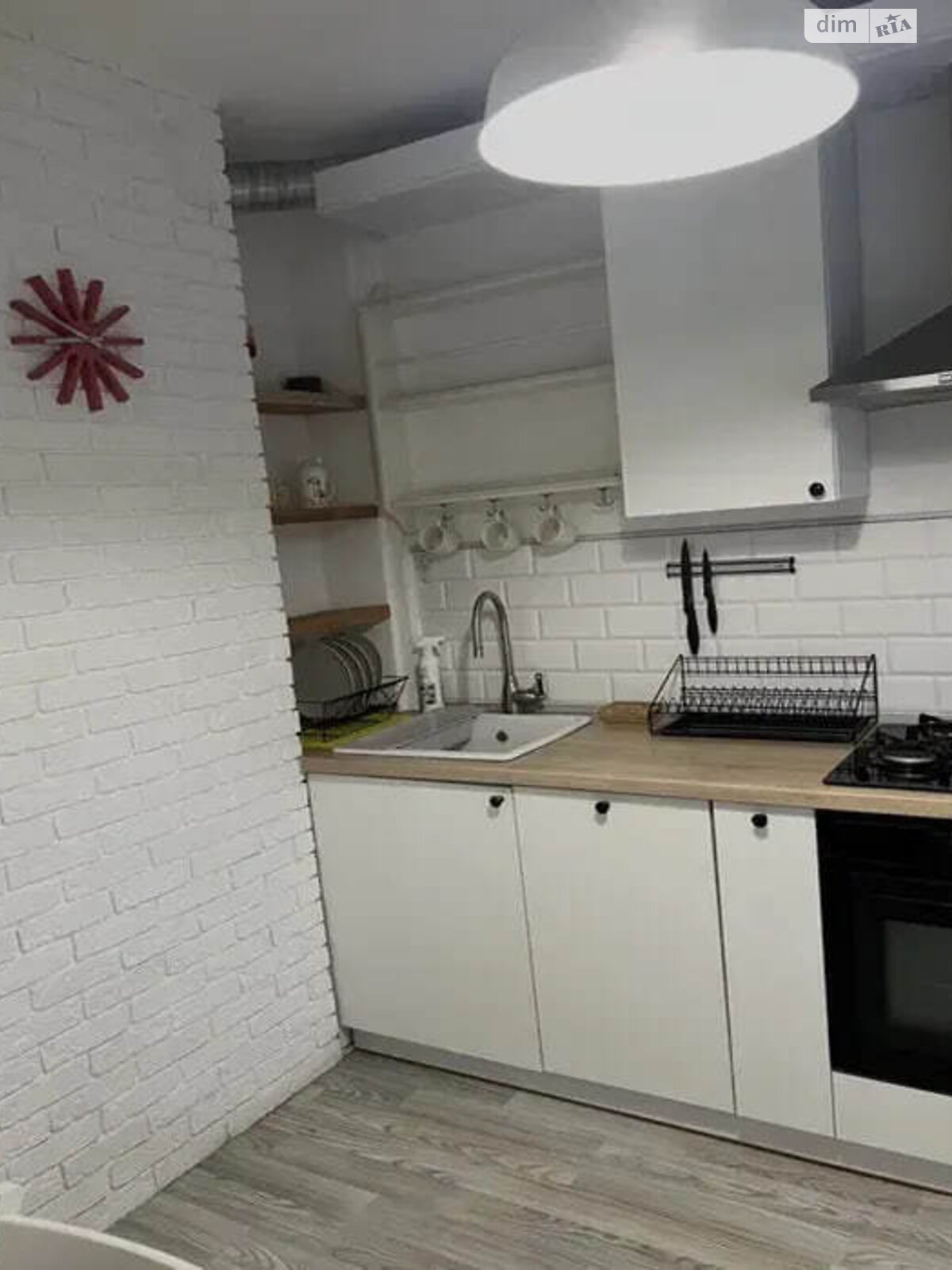 двухкомнатная квартира в Львове, район Санта Барбара, на ул. Освицкая 3 в аренду на долгий срок помесячно фото 1