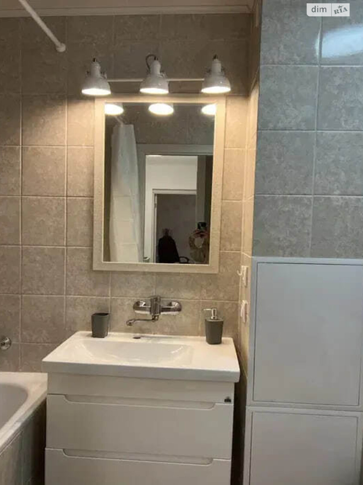 двухкомнатная квартира в Львове, район Санта Барбара, на ул. Освицкая 3 в аренду на долгий срок помесячно фото 1