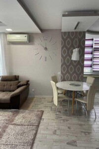 двокімнатна квартира в Львові, район Сріблястий, на вул. Любінська 160 в довготривалу оренду помісячно фото 2