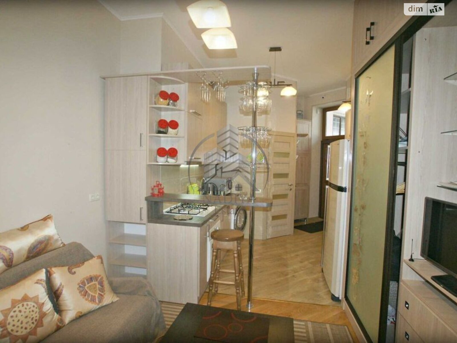 однокомнатная квартира в Львове, район Шевченковский, на ул. Академика Екатерины Ющенко в аренду на долгий срок помесячно фото 1