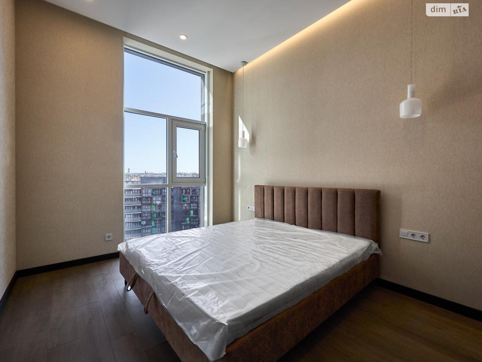 двокімнатна квартира в Львові, район Шевченківський, на просп. Чорновола В’ячеслава 16Є в довготривалу оренду помісячно фото 1 двокімнатна квартира в Львові, район Шевченківський, на просп. Чорновола В’ячеслава 16Є в довготривалу оренду помісячно фото 1