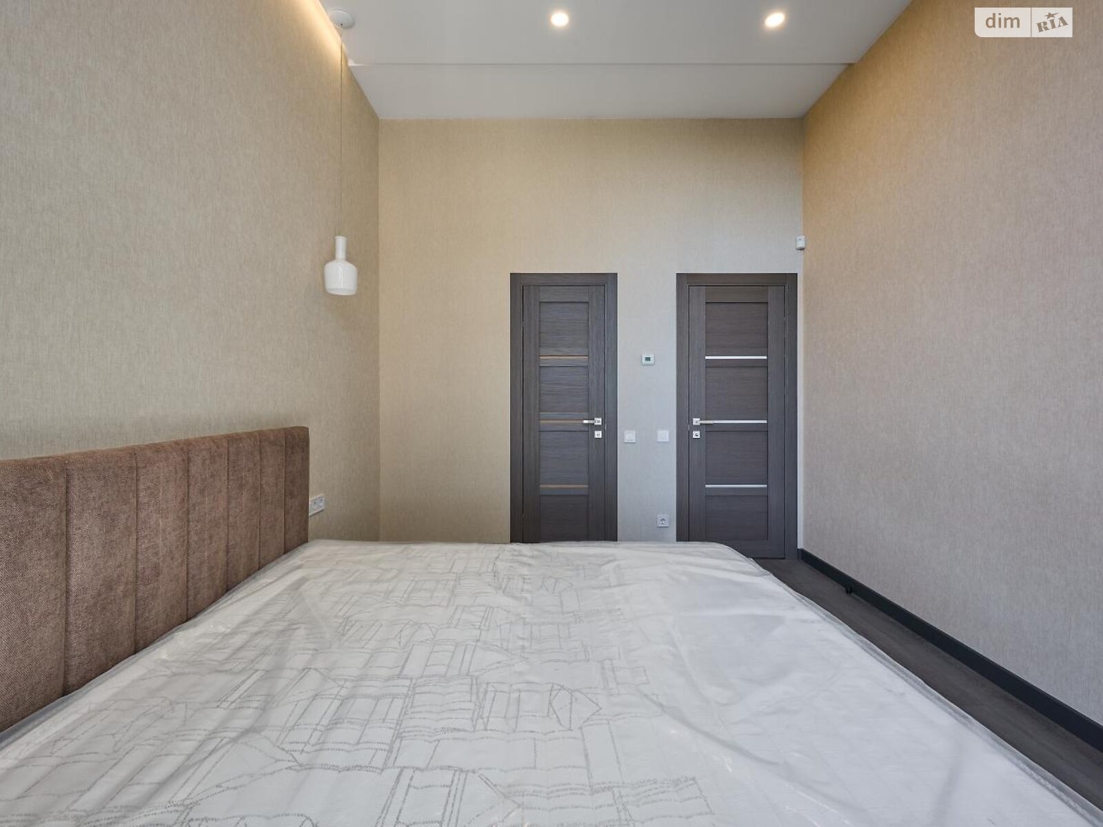 двокімнатна квартира в Львові, район Шевченківський, на просп. Чорновола В’ячеслава 16Є в довготривалу оренду помісячно фото 1 двокімнатна квартира в Львові, район Шевченківський, на просп. Чорновола В’ячеслава 16Є в довготривалу оренду помісячно фото 1