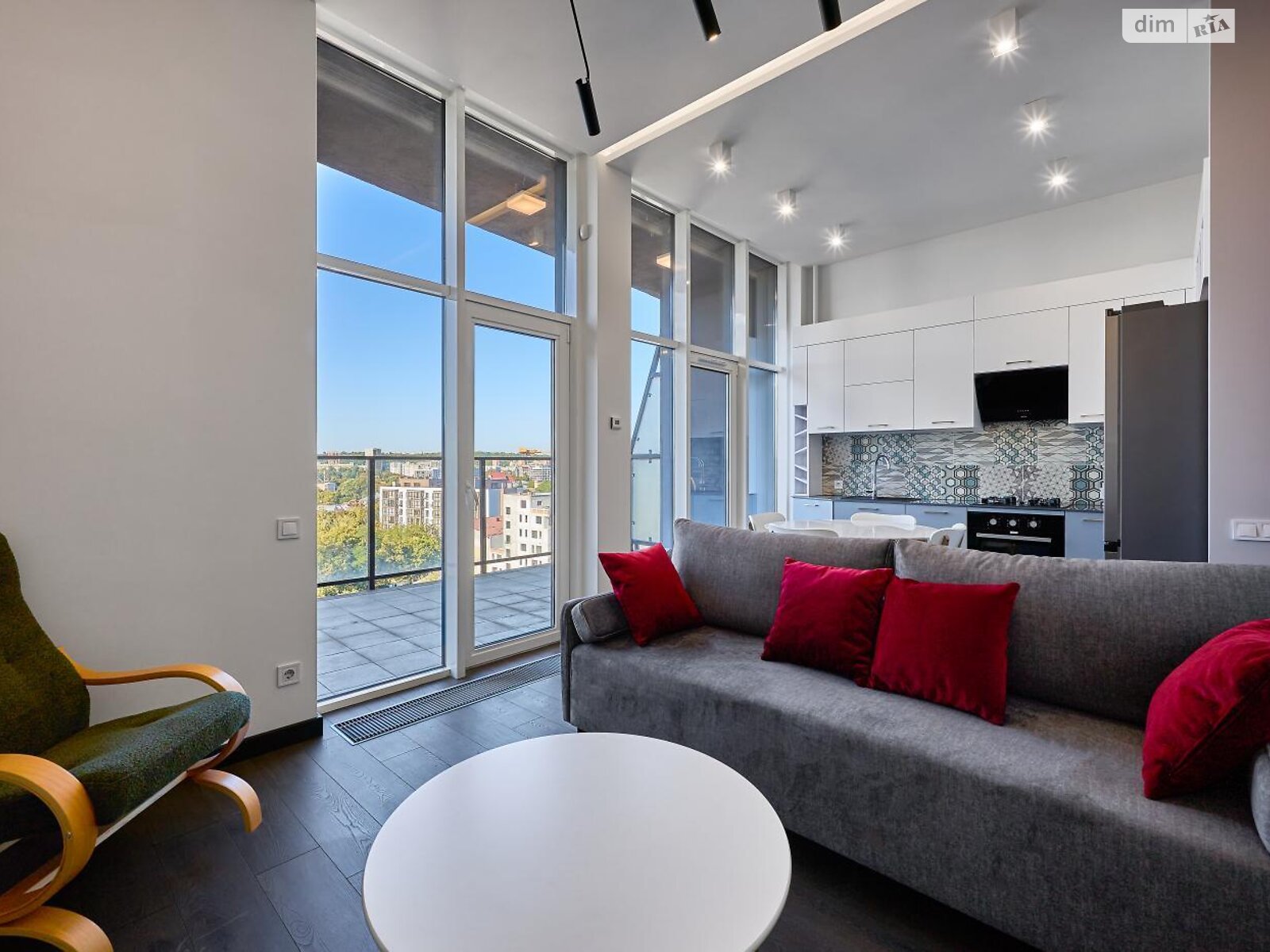 двокімнатна квартира в Львові, район Шевченківський, на просп. Чорновола В’ячеслава 16Є в довготривалу оренду помісячно фото 1 двокімнатна квартира в Львові, район Шевченківський, на просп. Чорновола В’ячеслава 16Є в довготривалу оренду помісячно фото 1