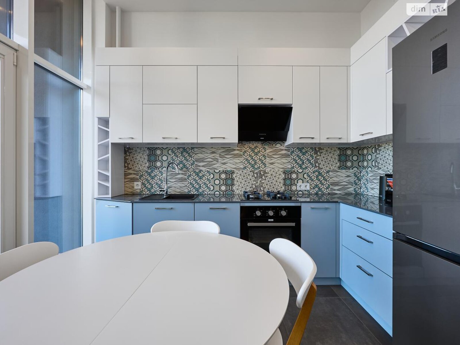 двокімнатна квартира в Львові, район Шевченківський, на просп. Чорновола В’ячеслава 16Є в довготривалу оренду помісячно фото 1 двокімнатна квартира в Львові, район Шевченківський, на просп. Чорновола В’ячеслава 16Є в довготривалу оренду помісячно фото 1