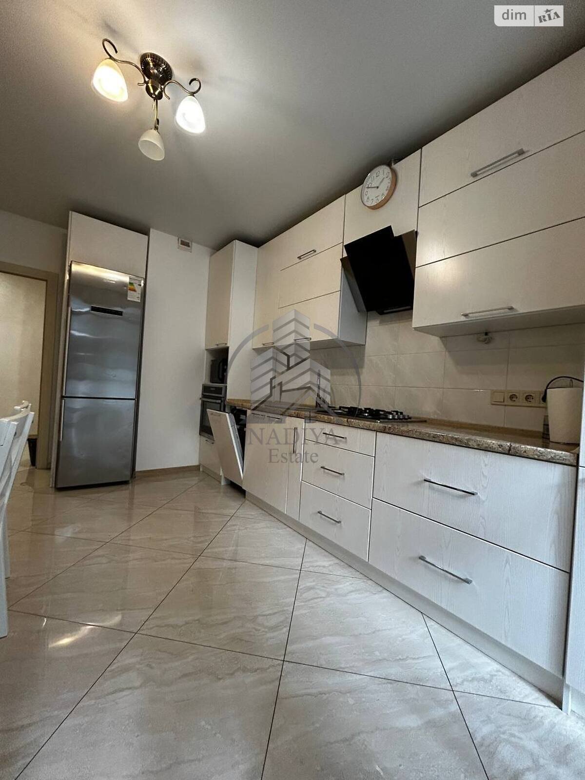 двокімнатна квартира в Львові, район Шевченківський, на просп. Чорновола В’ячеслава 16А в довготривалу оренду помісячно фото 1 двокімнатна квартира в Львові, район Шевченківський, на просп. Чорновола В’ячеслава 16А в довготривалу оренду помісячно фото 1