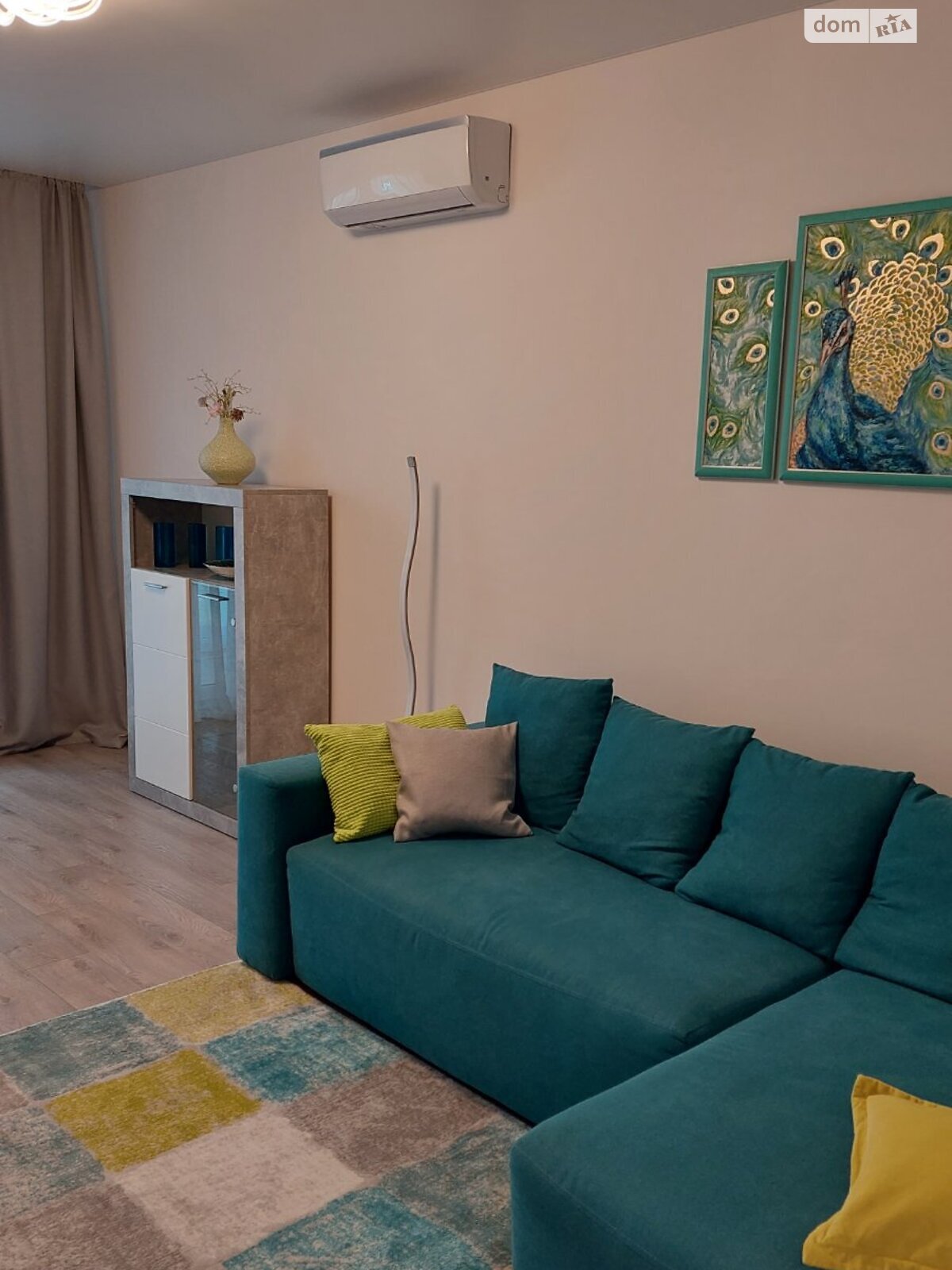 трикімнатна квартира з меблями в Львові, район Шевченківський, на вул. Шевченка Тараса в довготривалу оренду помісячно фото 1 трикімнатна квартира з меблями в Львові, район Шевченківський, на вул. Шевченка Тараса в довготривалу оренду помісячно фото 1