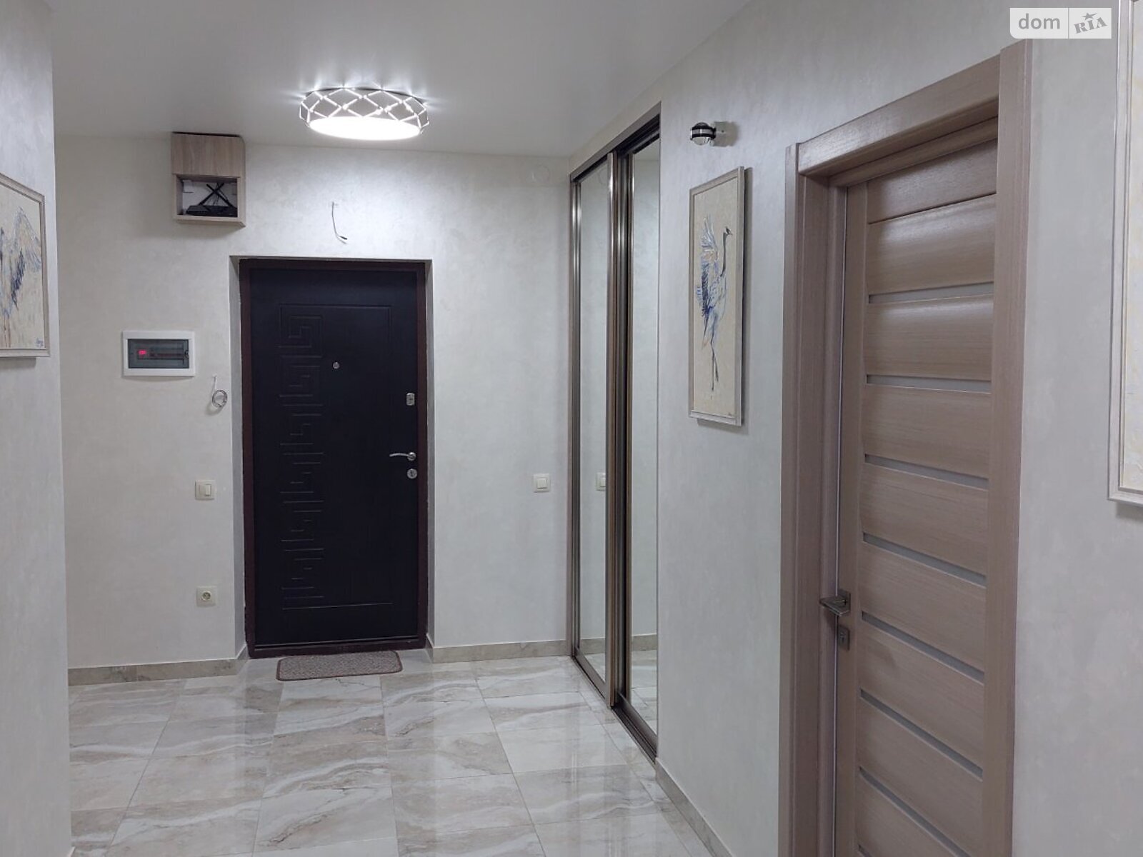 трикімнатна квартира з меблями в Львові, район Шевченківський, на вул. Шевченка Тараса в довготривалу оренду помісячно фото 1 трикімнатна квартира з меблями в Львові, район Шевченківський, на вул. Шевченка Тараса в довготривалу оренду помісячно фото 1