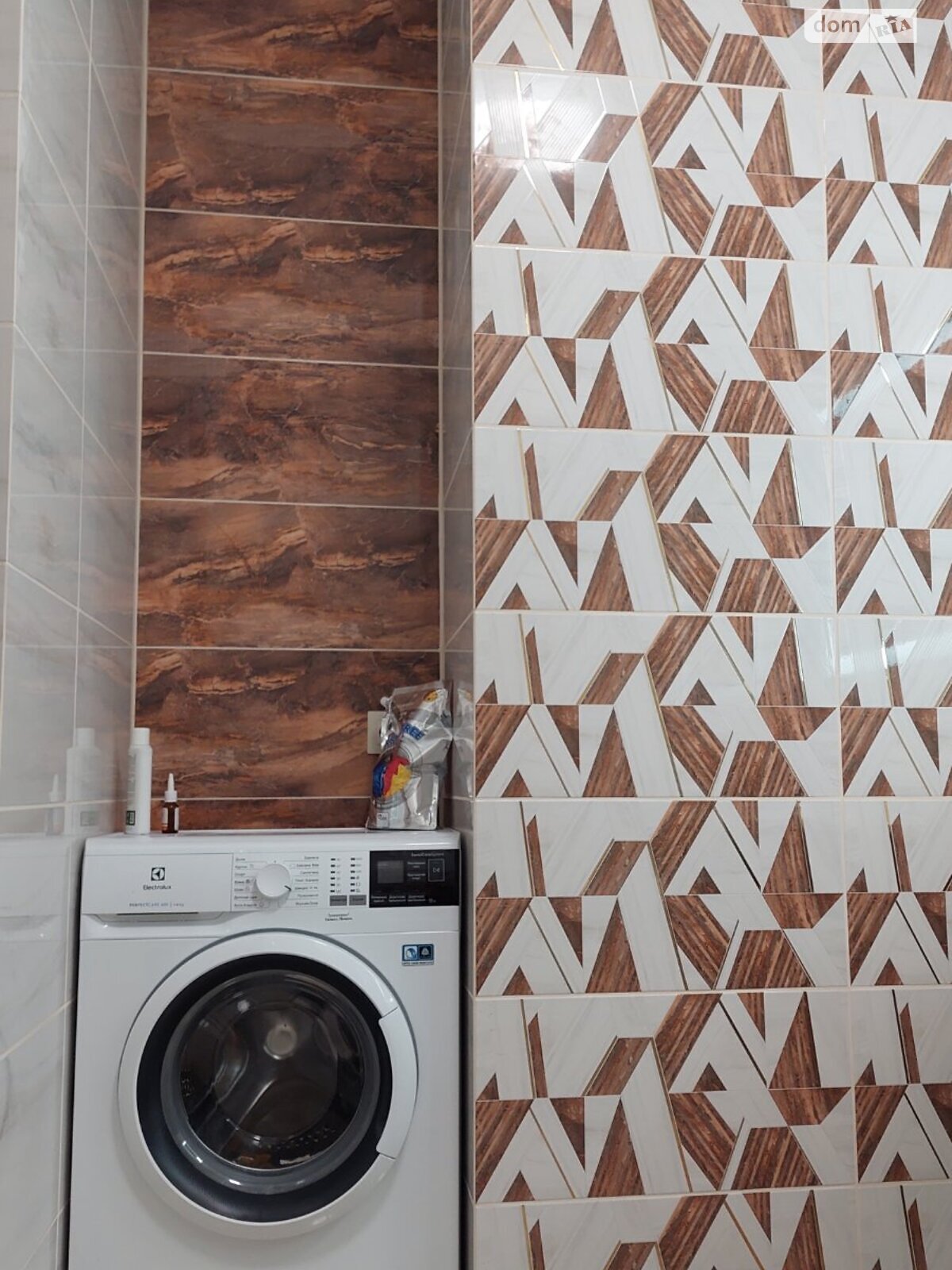 трикімнатна квартира з меблями в Львові, район Шевченківський, на вул. Шевченка Тараса в довготривалу оренду помісячно фото 1 трикімнатна квартира з меблями в Львові, район Шевченківський, на вул. Шевченка Тараса в довготривалу оренду помісячно фото 1