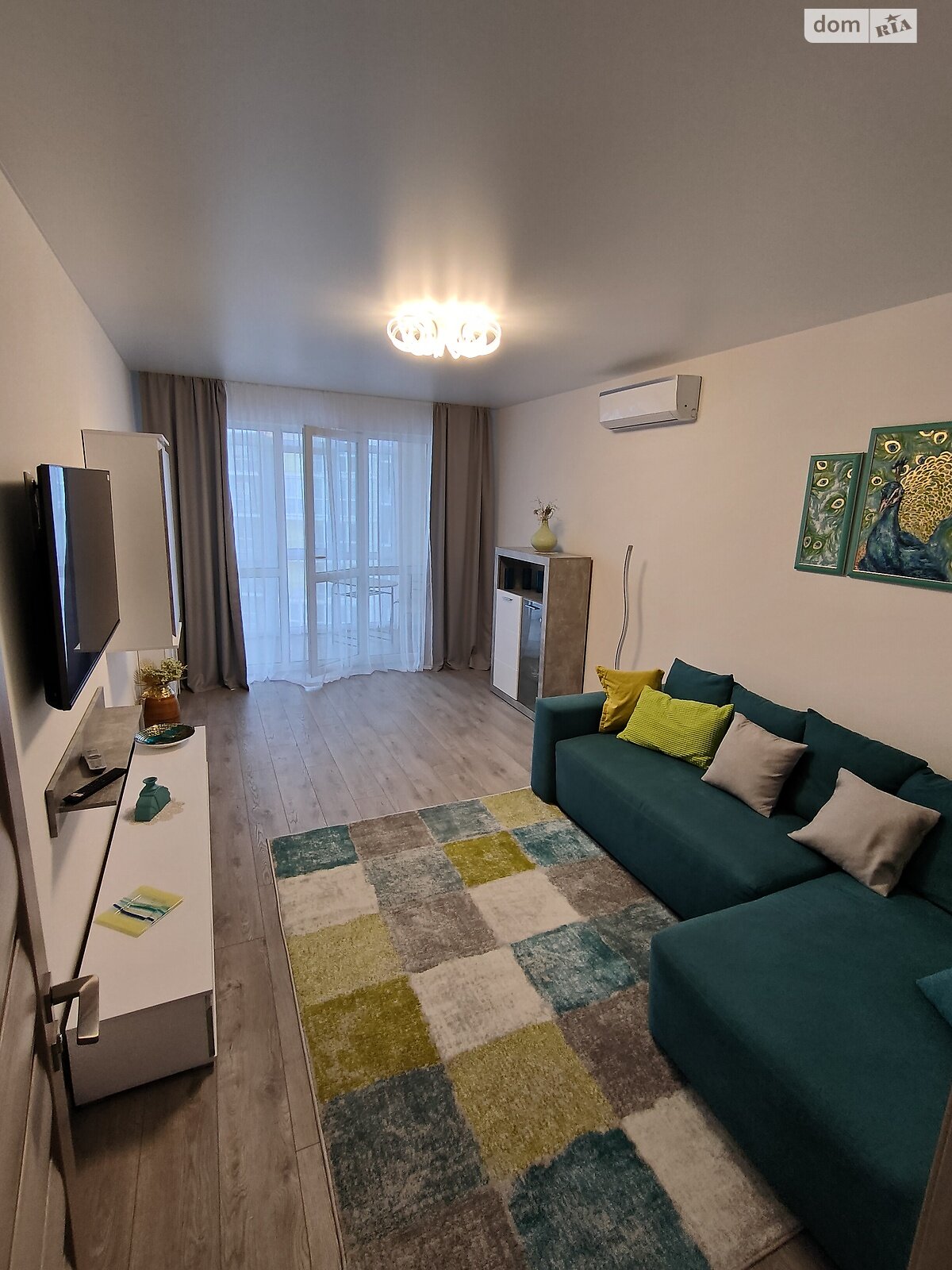 трикімнатна квартира з меблями в Львові, район Шевченківський, на вул. Шевченка Тараса в довготривалу оренду помісячно фото 1 трикімнатна квартира з меблями в Львові, район Шевченківський, на вул. Шевченка Тараса в довготривалу оренду помісячно фото 1