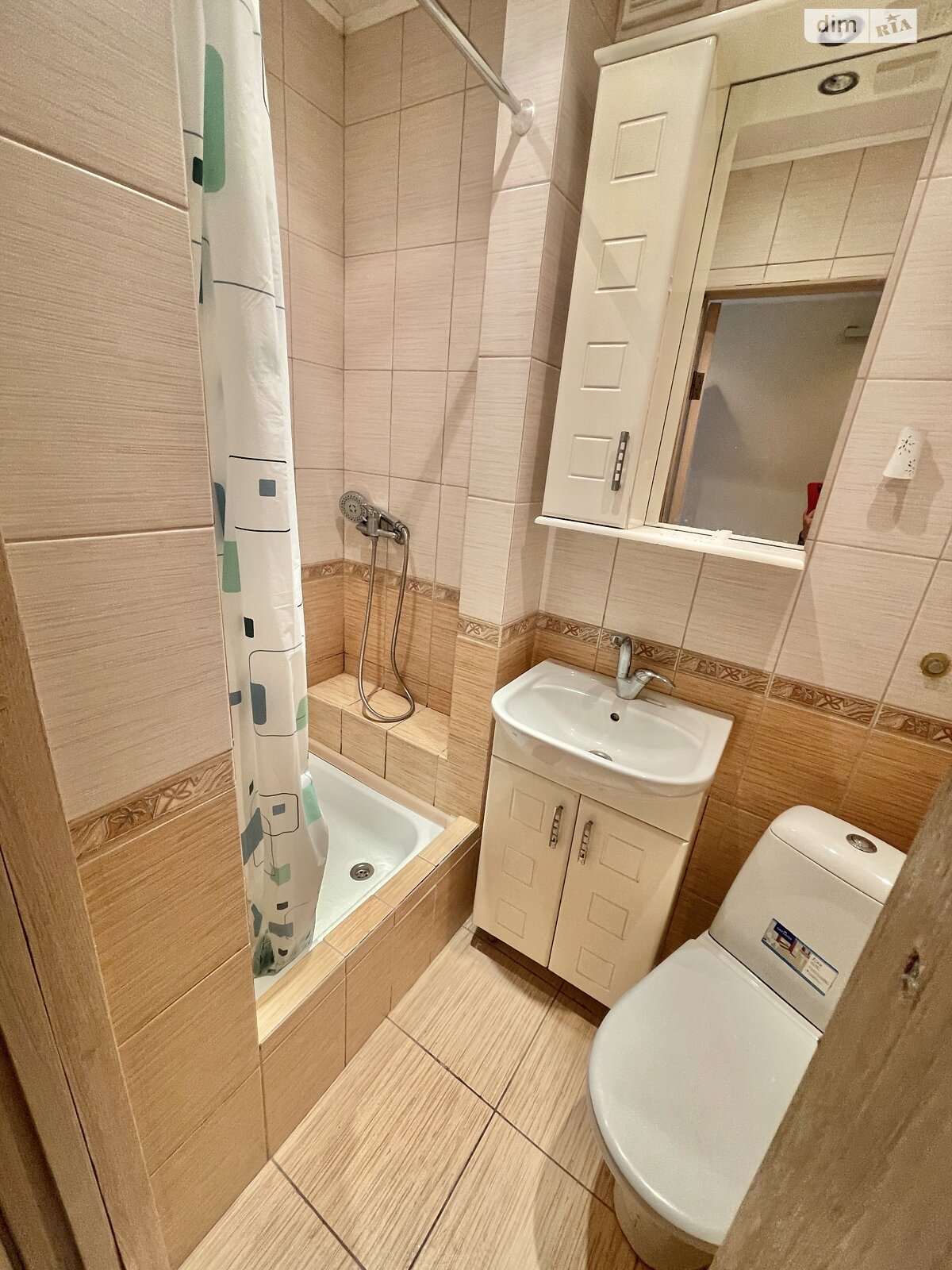 однокімнатна квартира в Львові, район Шевченківський, на вул. Гетьмана Івана Мазепи 4 в довготривалу оренду помісячно фото 1 однокімнатна квартира в Львові, район Шевченківський, на вул. Гетьмана Івана Мазепи 4 в довготривалу оренду помісячно фото 1