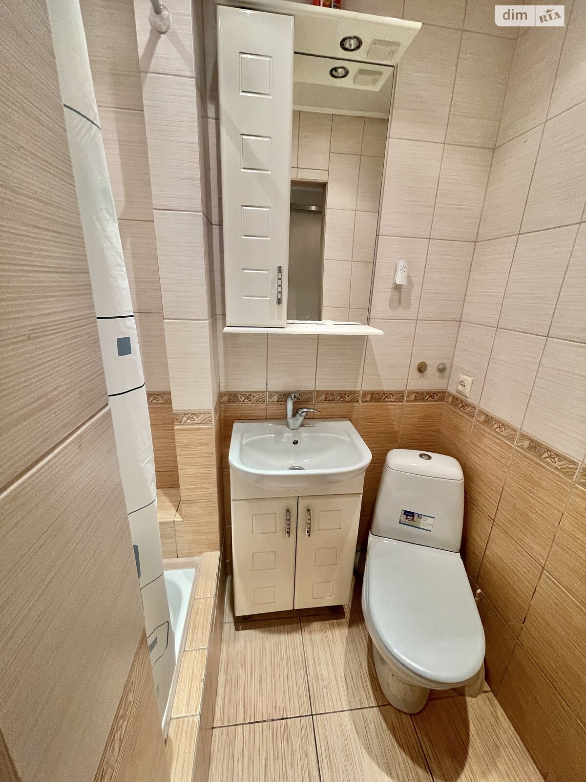 однокімнатна квартира в Львові, район Шевченківський, на вул. Гетьмана Івана Мазепи 4 в довготривалу оренду помісячно фото 1 однокімнатна квартира в Львові, район Шевченківський, на вул. Гетьмана Івана Мазепи 4 в довготривалу оренду помісячно фото 1