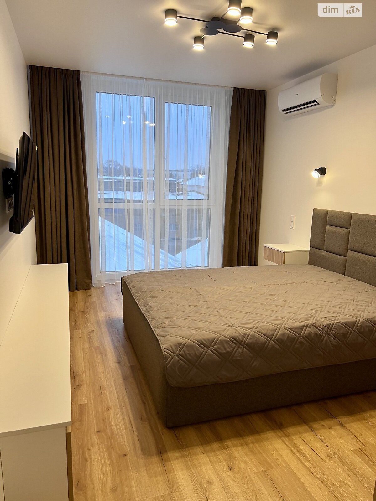 однокомнатная квартира в Львове, район Шевченковский, на ул. Хмельницкого Богдана 116 в аренду на долгий срок помесячно фото 1