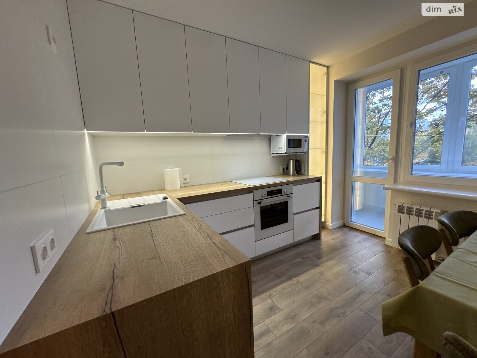 двокімнатна квартира в Львові, район Шевченківський, на вул. Кошиця в довготривалу оренду помісячно фото 1 двокімнатна квартира в Львові, район Шевченківський, на вул. Кошиця в довготривалу оренду помісячно фото 1