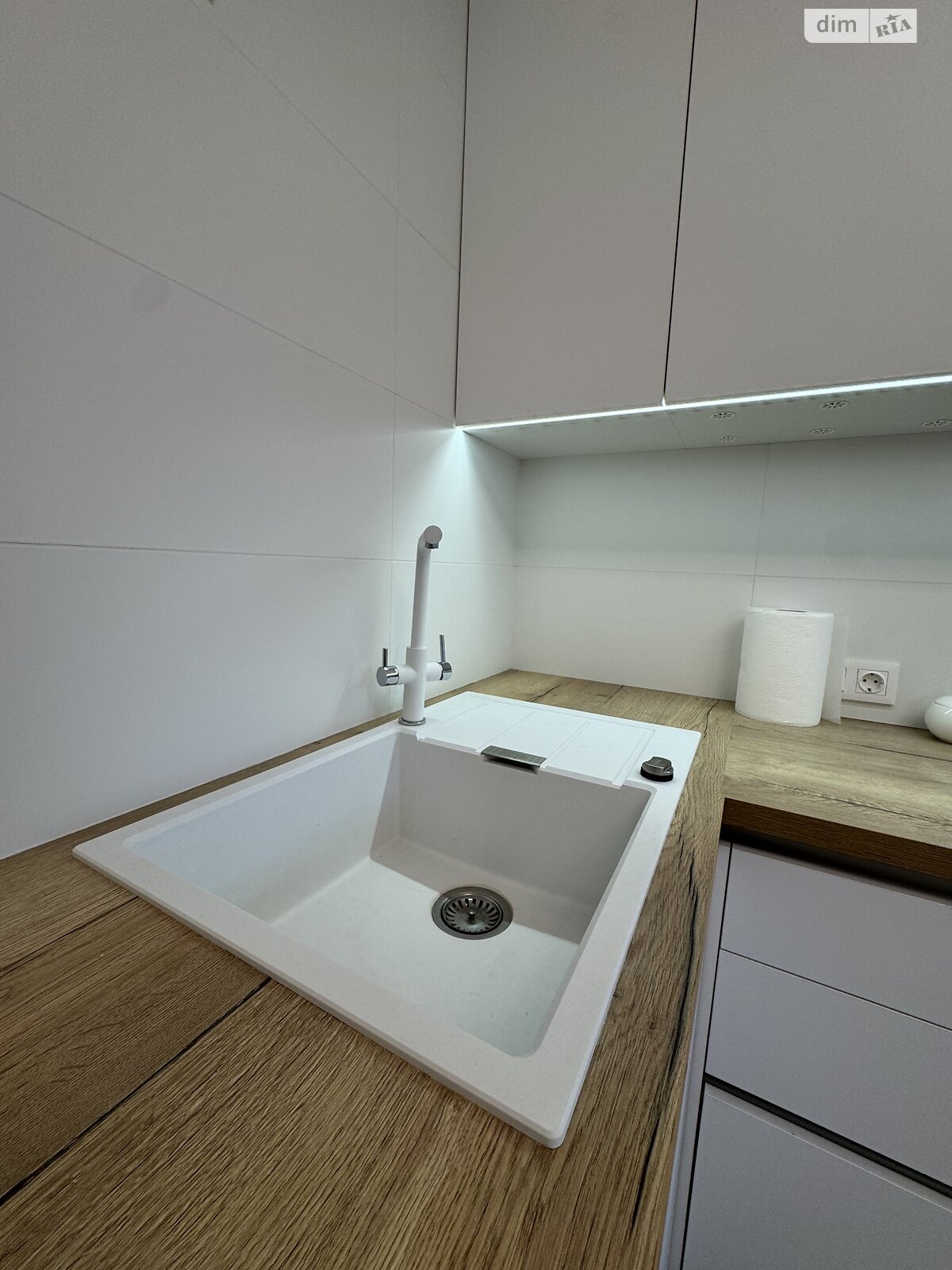 двокімнатна квартира в Львові, район Шевченківський, на вул. Кошиця в довготривалу оренду помісячно фото 1 двокімнатна квартира в Львові, район Шевченківський, на вул. Кошиця в довготривалу оренду помісячно фото 1