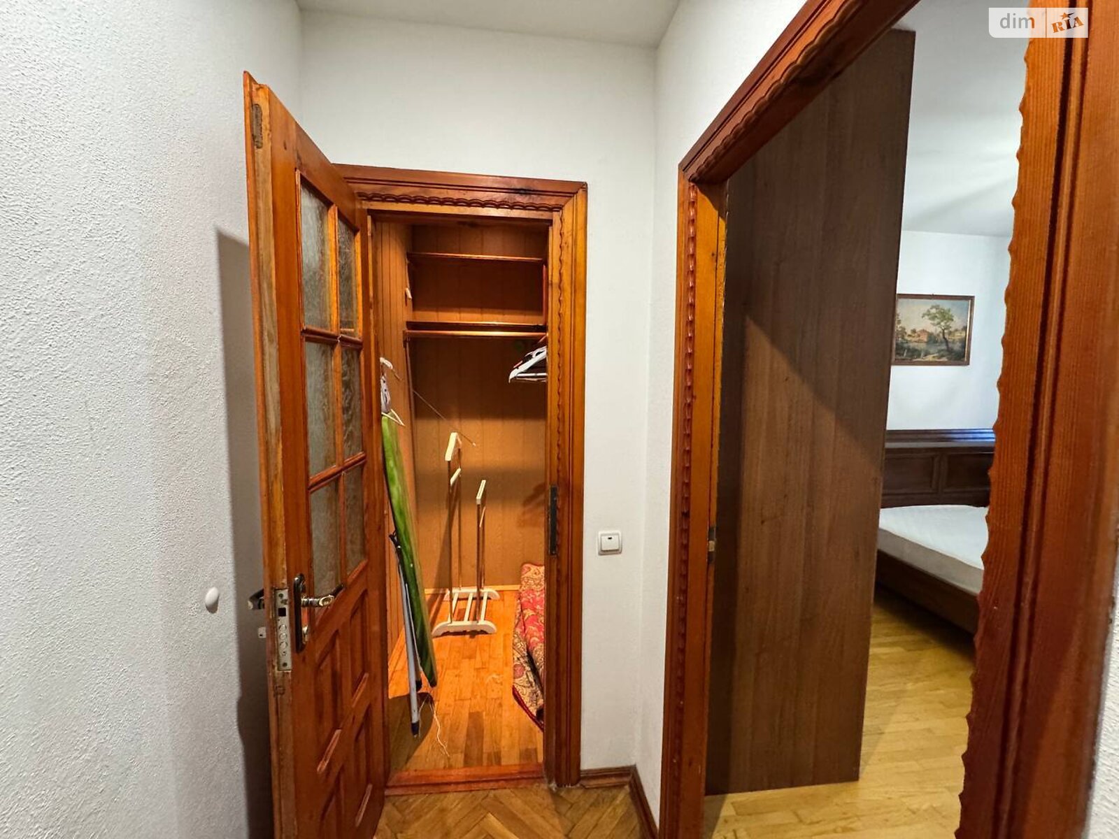 трехкомнатная квартира в Львове, район Шевченковский, на ул. Миколайчука 1А в аренду на долгий срок помесячно фото 1