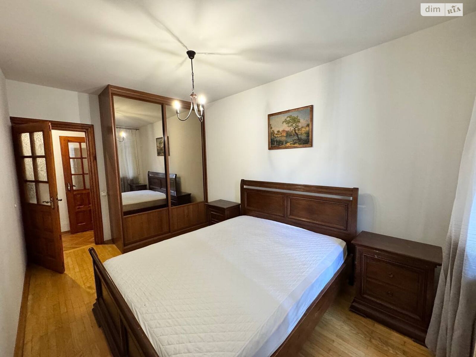 трехкомнатная квартира в Львове, район Шевченковский, на ул. Миколайчука 1А в аренду на долгий срок помесячно фото 1