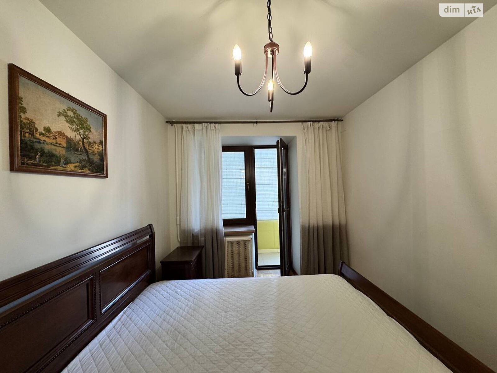 трехкомнатная квартира в Львове, район Шевченковский, на ул. Миколайчука 1А в аренду на долгий срок помесячно фото 1