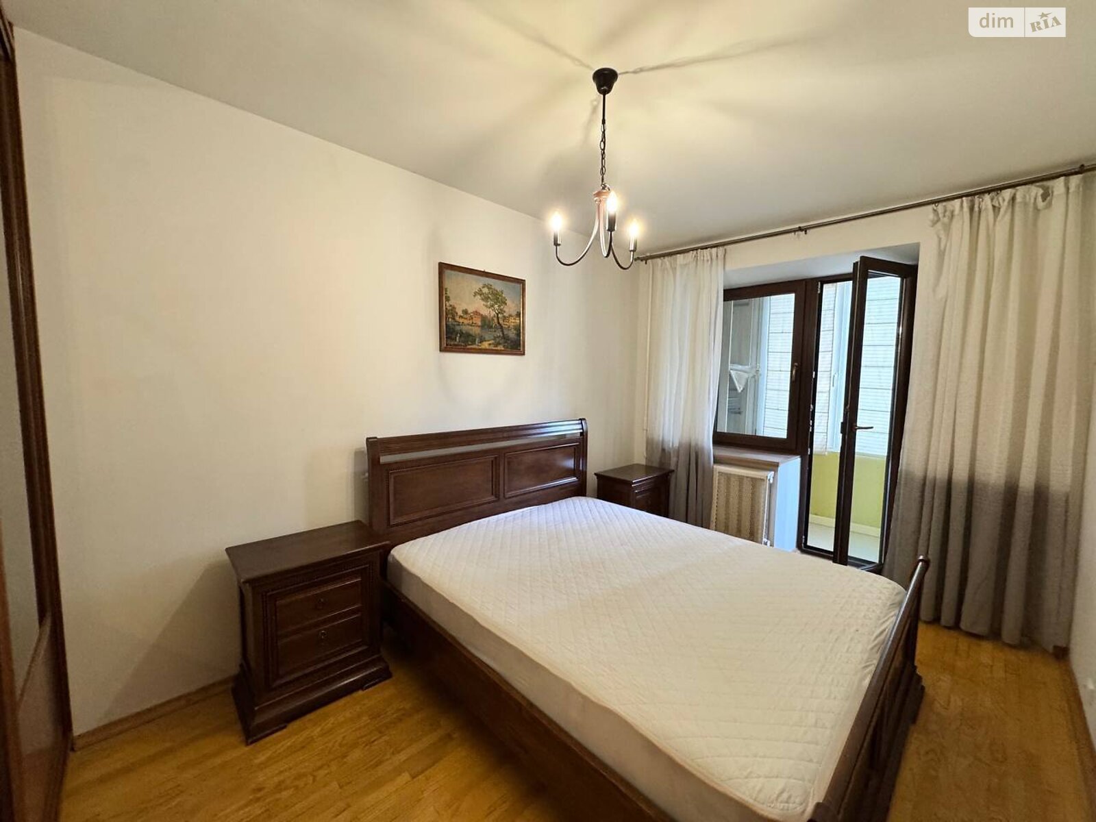 трехкомнатная квартира в Львове, район Шевченковский, на ул. Миколайчука 1А в аренду на долгий срок помесячно фото 1