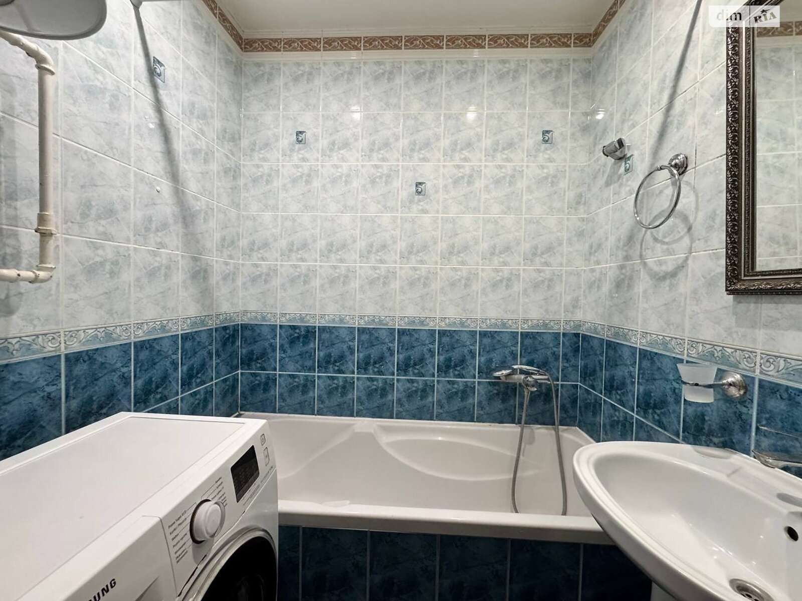 трехкомнатная квартира в Львове, район Шевченковский, на ул. Миколайчука 1А в аренду на долгий срок помесячно фото 1