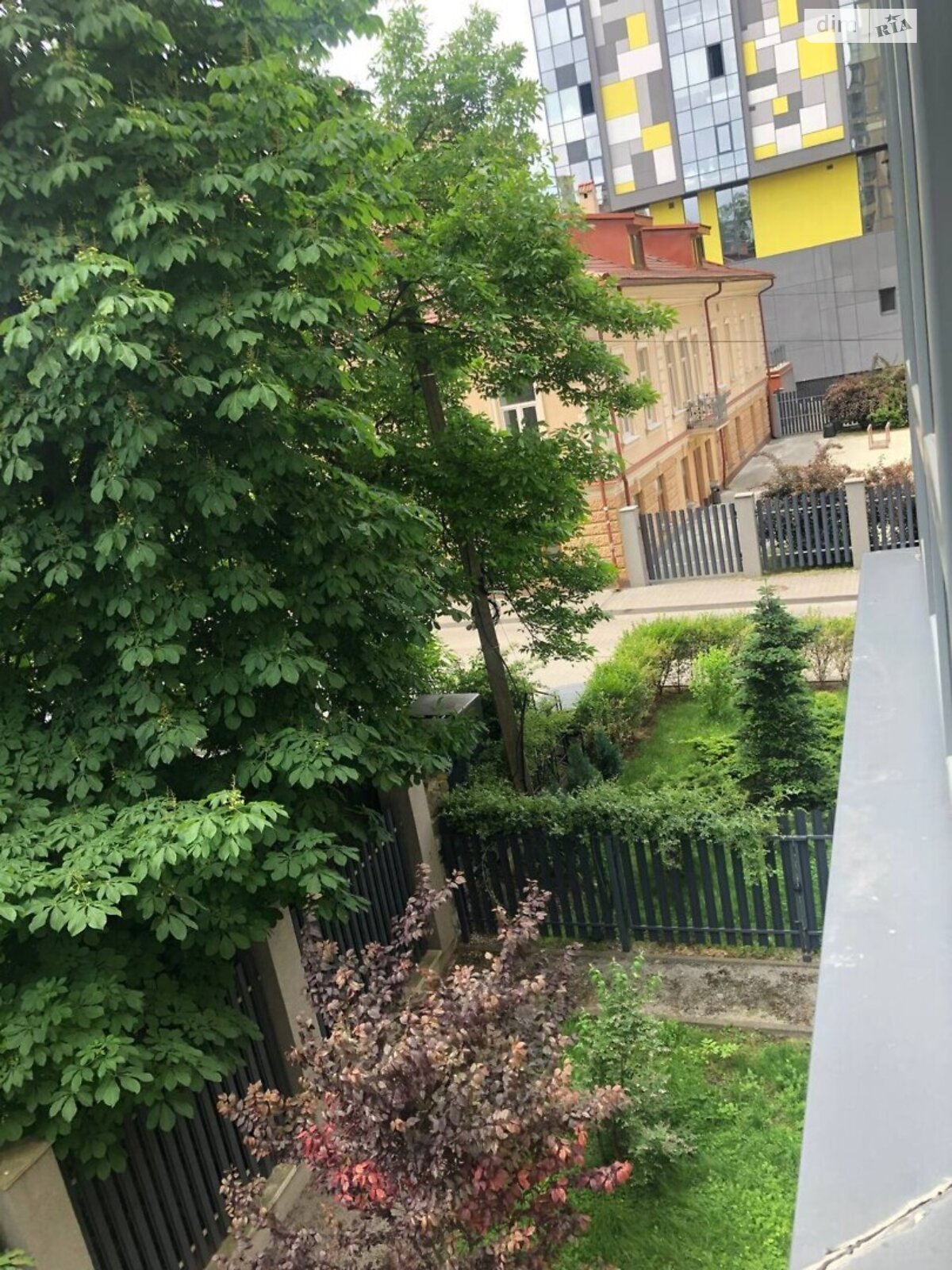 двокімнатна квартира в Львові, район Шевченківський, на вул. Шевченка Тараса 60 корпус 1 в довготривалу оренду помісячно фото 1 двокімнатна квартира в Львові, район Шевченківський, на вул. Шевченка Тараса 60 корпус 1 в довготривалу оренду помісячно фото 1