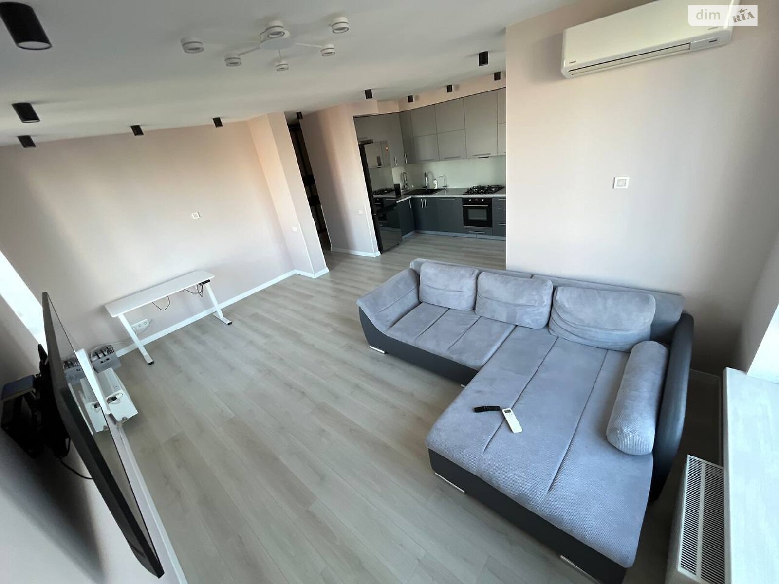 однокімнатна квартира в Львові, район Шевченківський, на вул. Шевченка Тараса 60 корпус 2 в довготривалу оренду помісячно фото 1 однокімнатна квартира в Львові, район Шевченківський, на вул. Шевченка Тараса 60 корпус 2 в довготривалу оренду помісячно фото 1